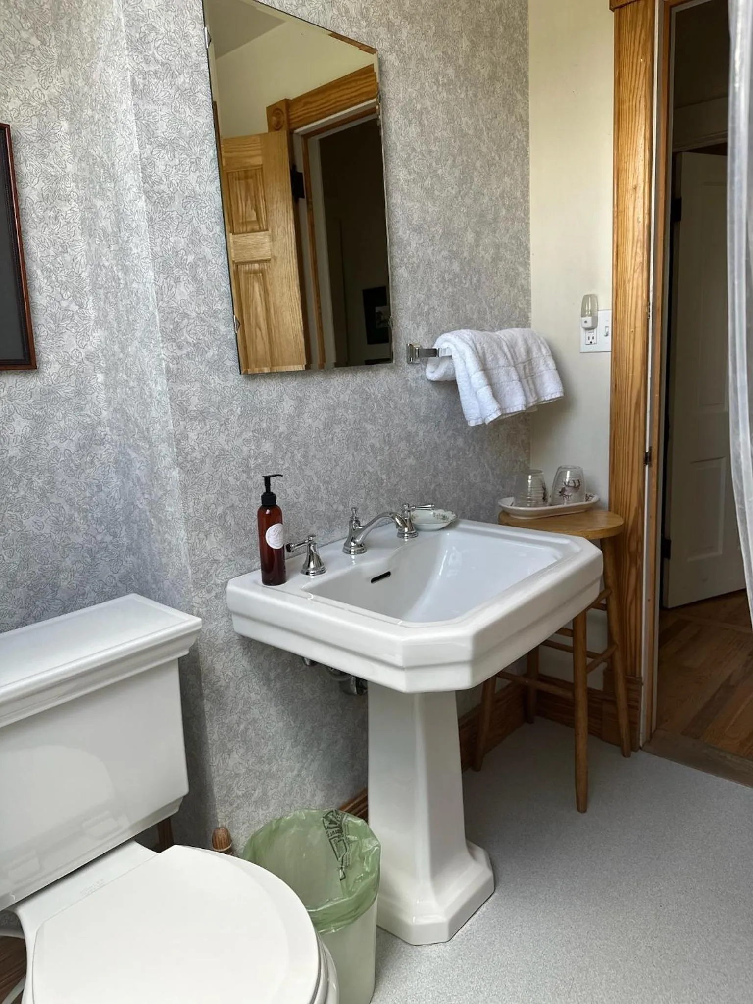 Bathroom in Gable House Bed and Breakfast Inn