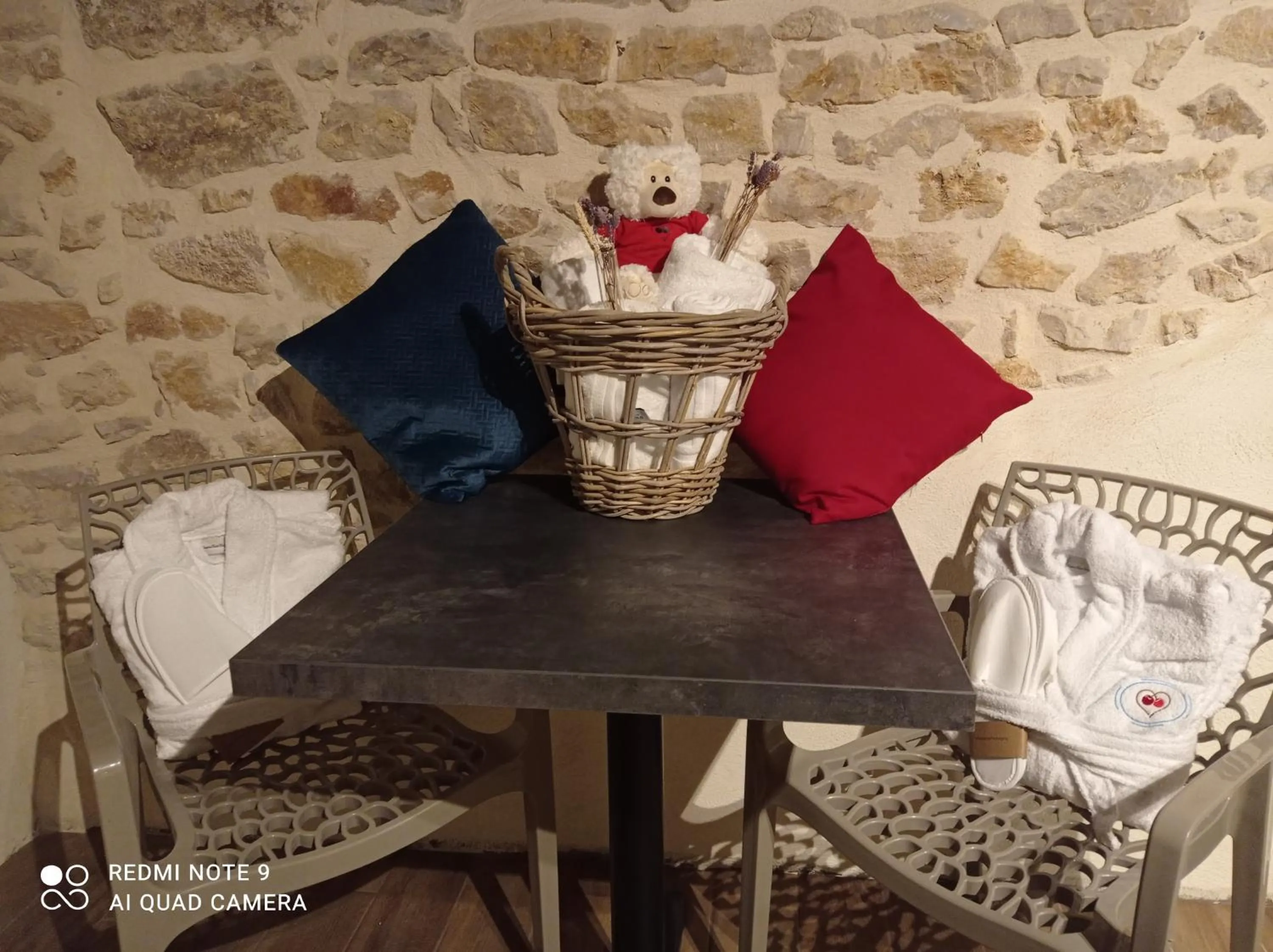 Decorative detail in LA GRANGE DES FRANGINES