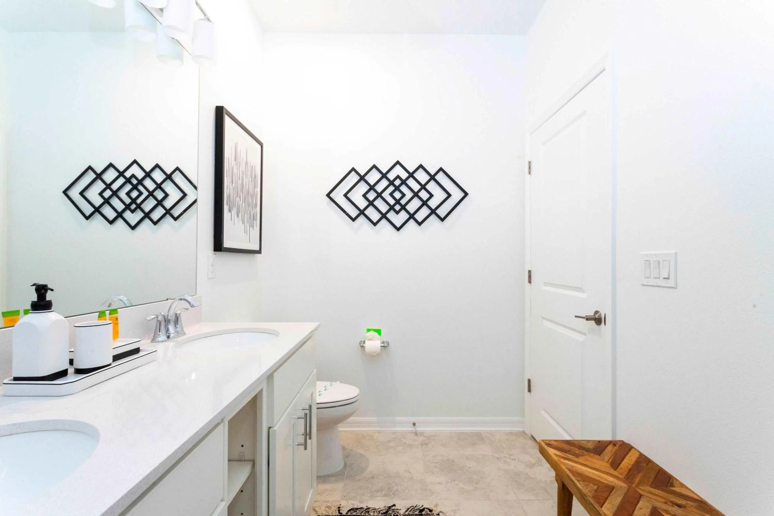 Gorgeous 2Bd Apto Close to Disney @ Storey Lake 404 3191