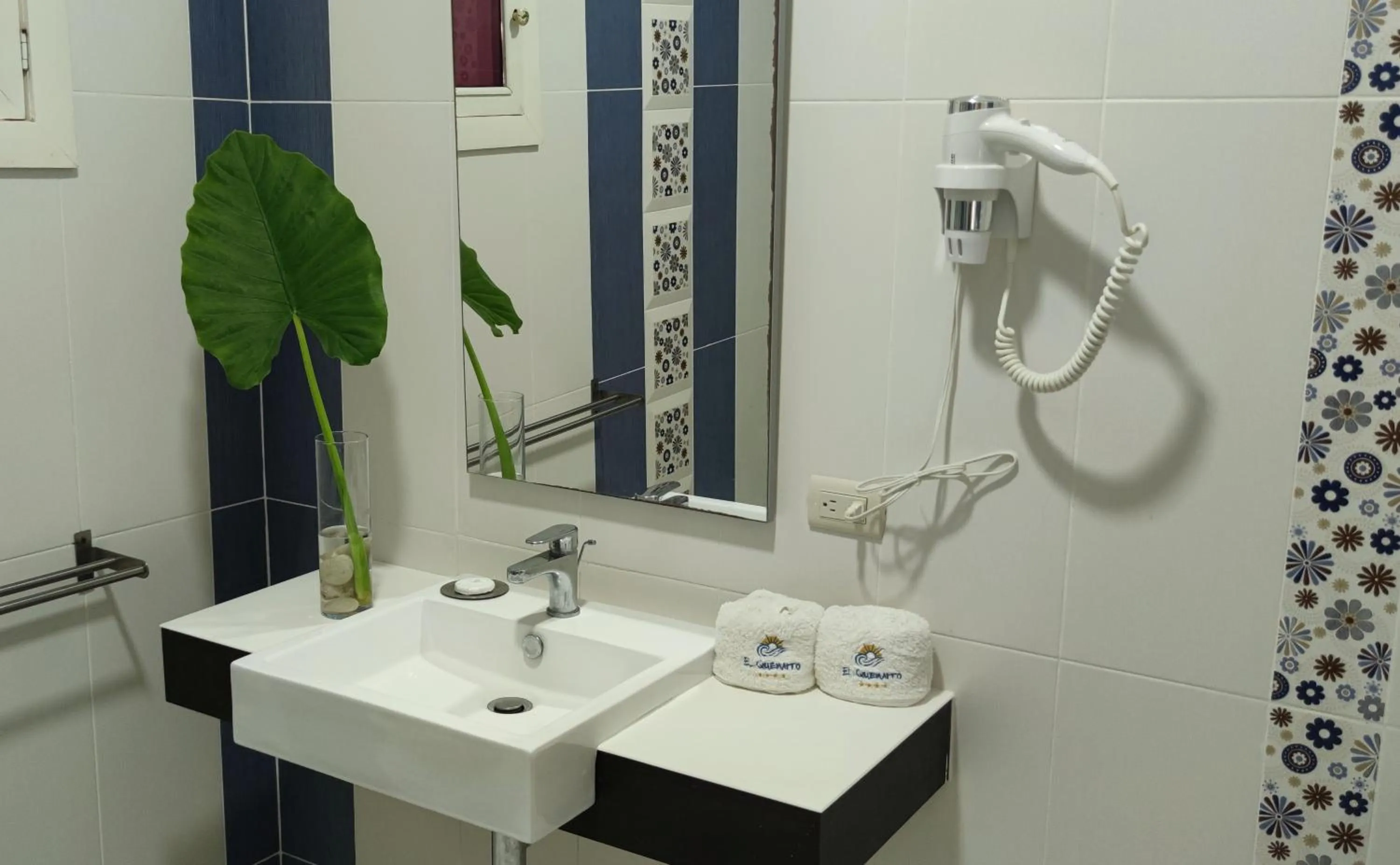 Bathroom in Hotel El Quemaito - Luxury Oceanfront Retreat