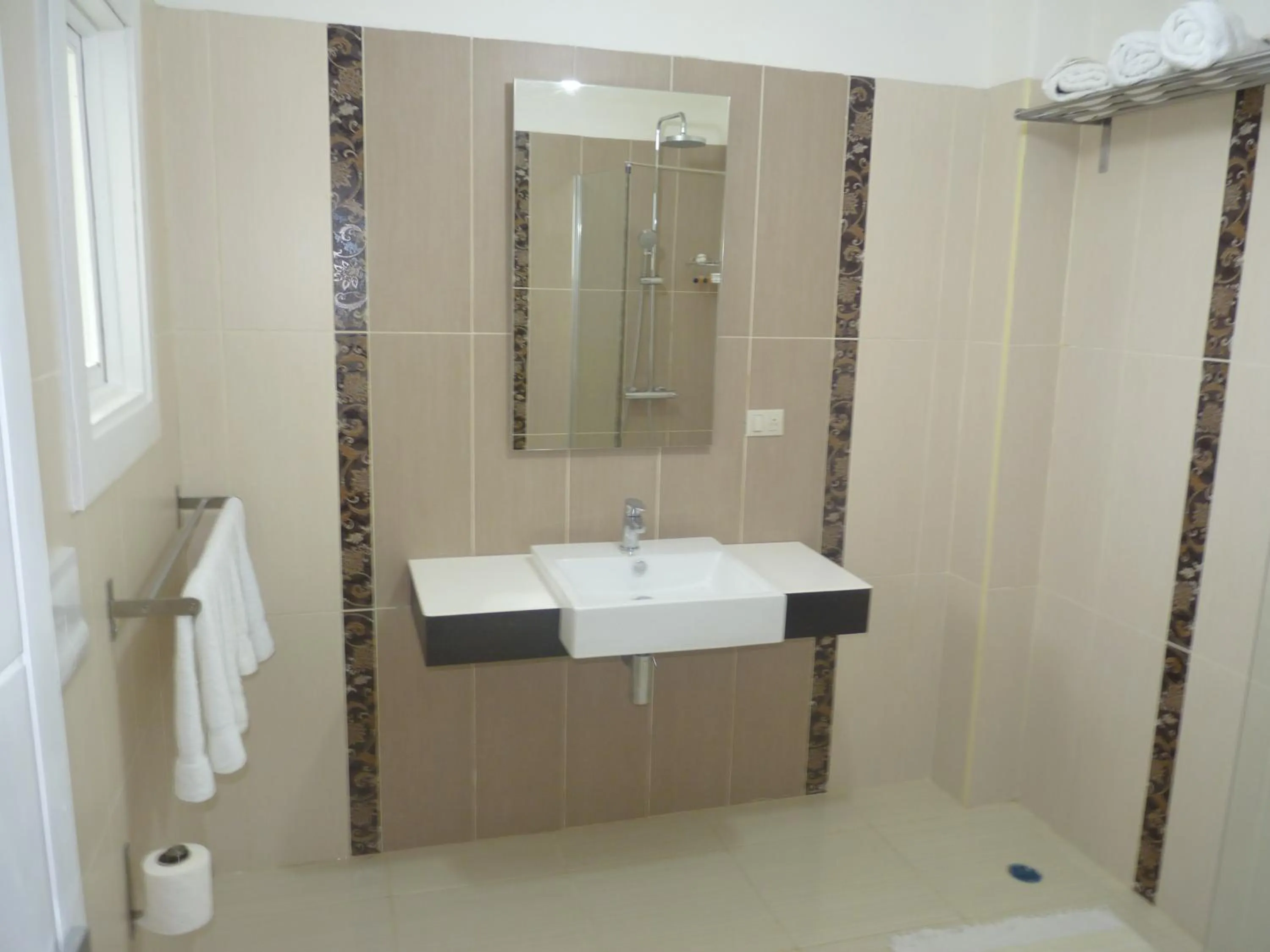 Bathroom in Hotel El Quemaito - Luxury Oceanfront Retreat