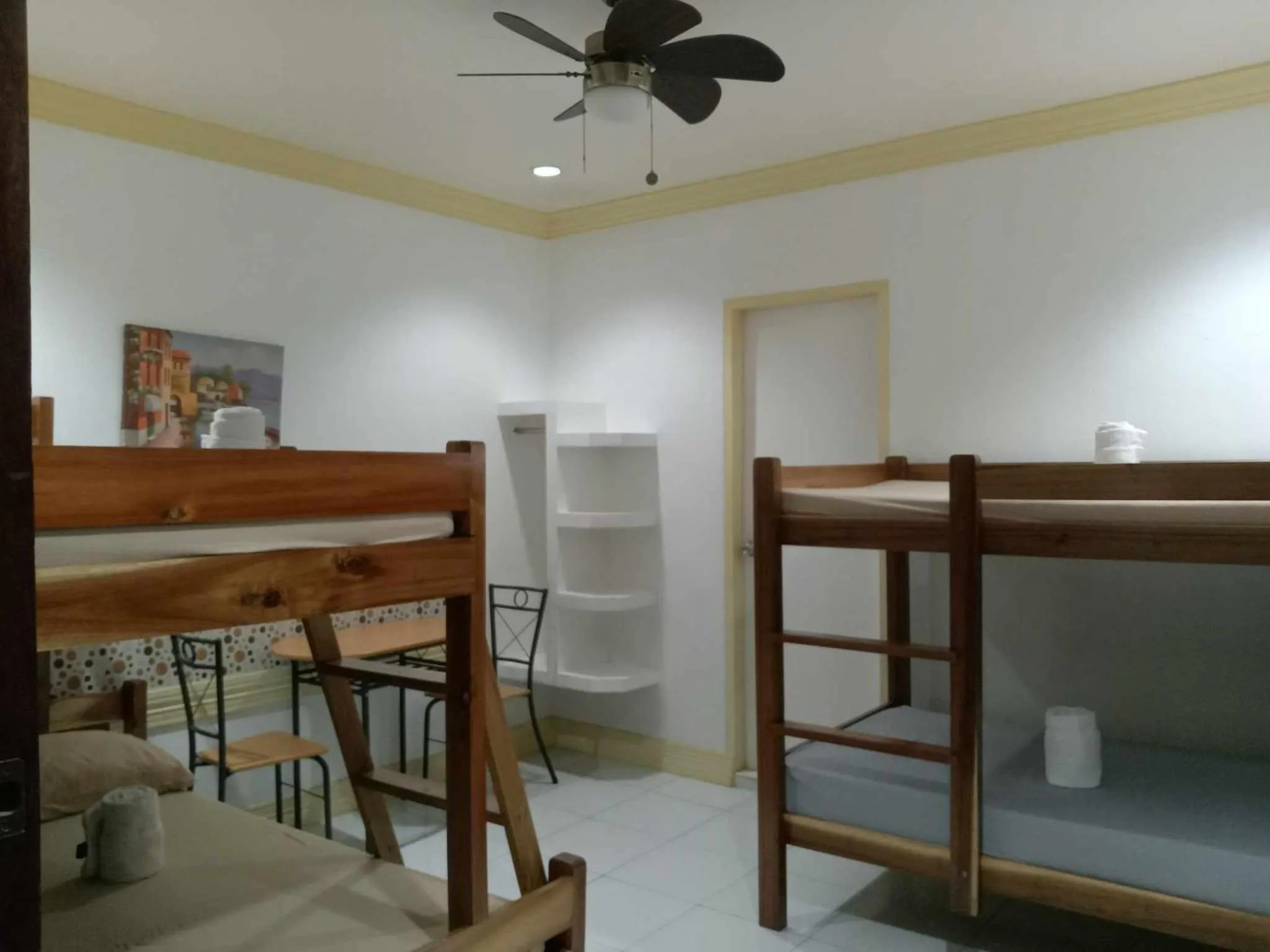 Bedroom, Bed in Bountiful Inn