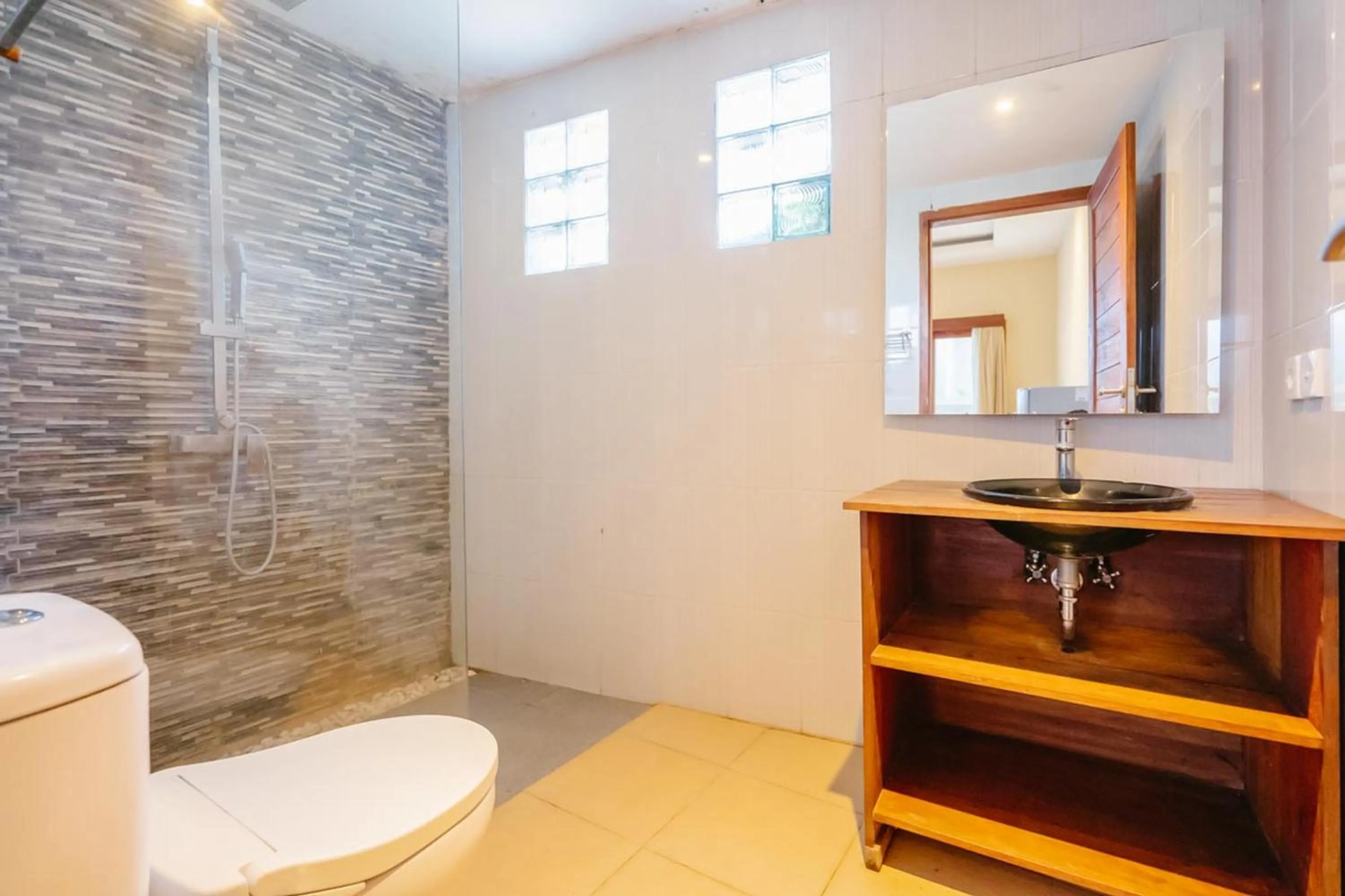 Bathroom in Dinar Hills Ungasan by The Lavana