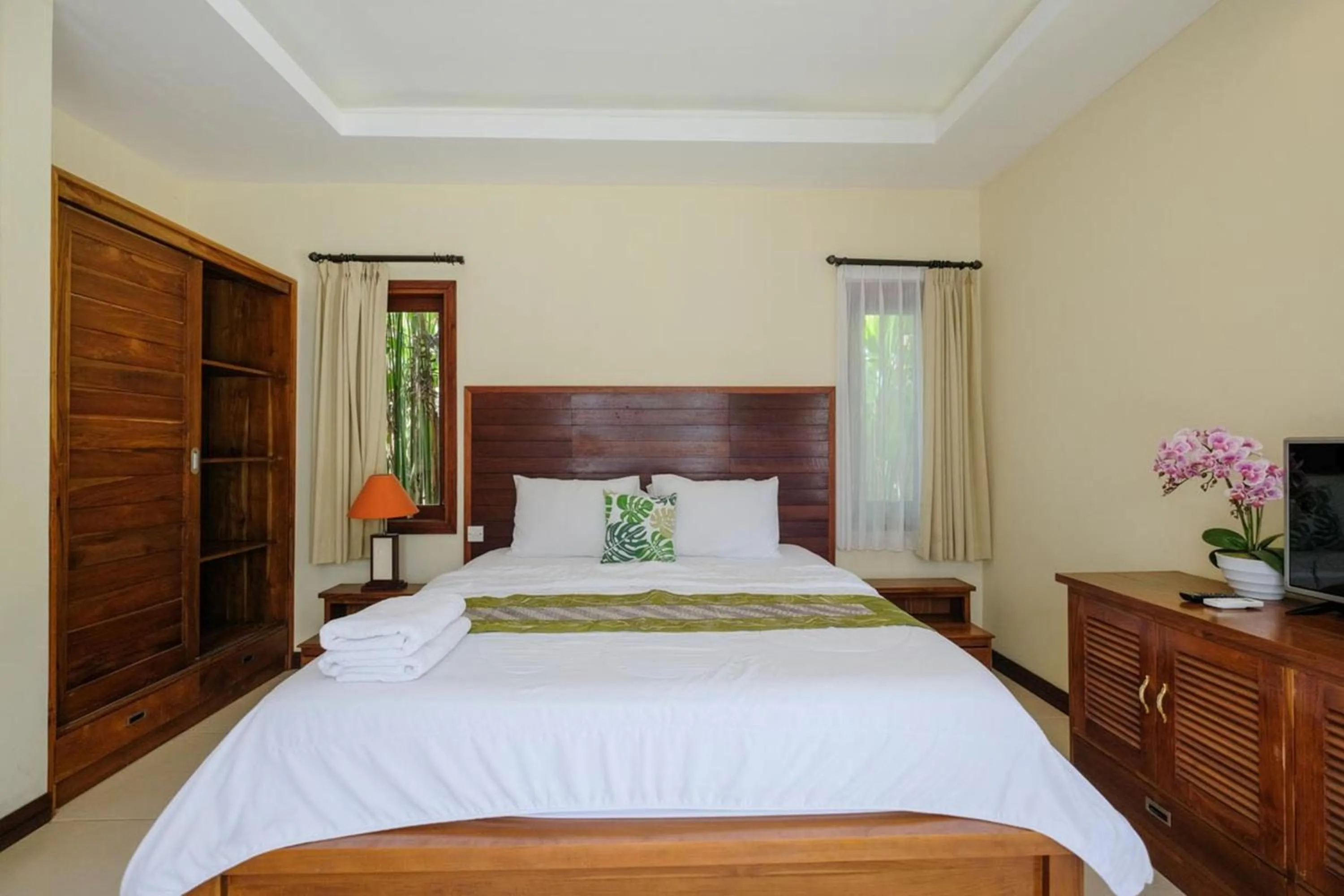 Photo of the whole room, Bed in Dinar Hills Ungasan by The Lavana
