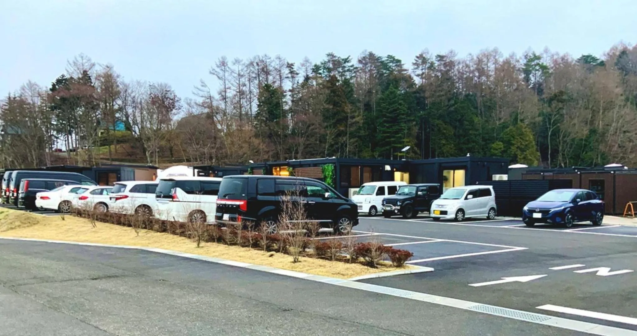 Parking in VISION GLAMPING Resort & Spa 山中湖