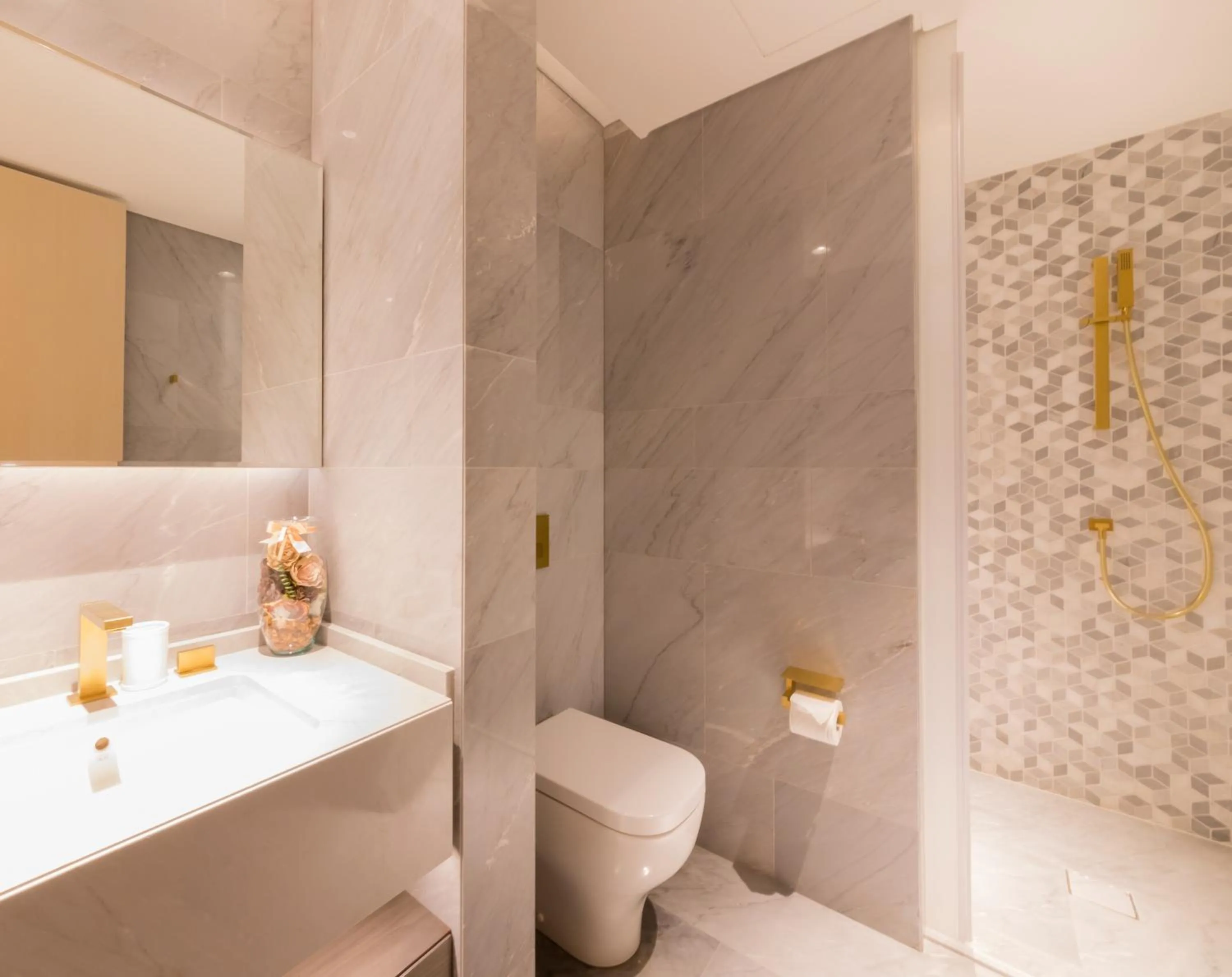 Toilet in Maison Privee - Luxury Sea View Apt in FIVE Resort on The Palm