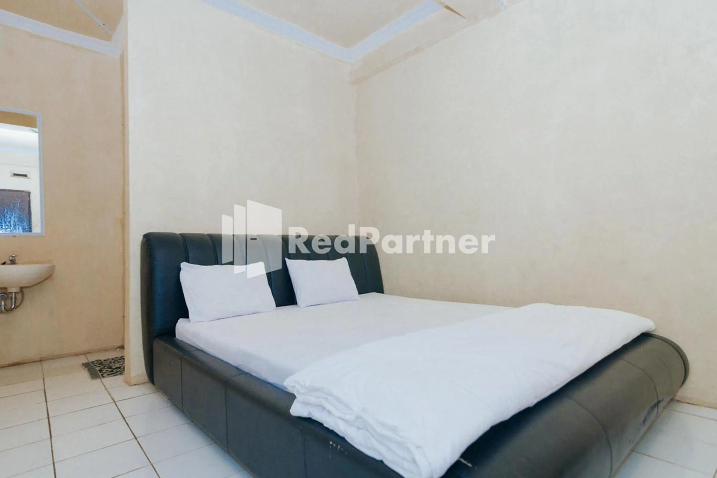 Bedroom, Bed in Pesona Endah Alam Hijau Wanayasa RedPartner