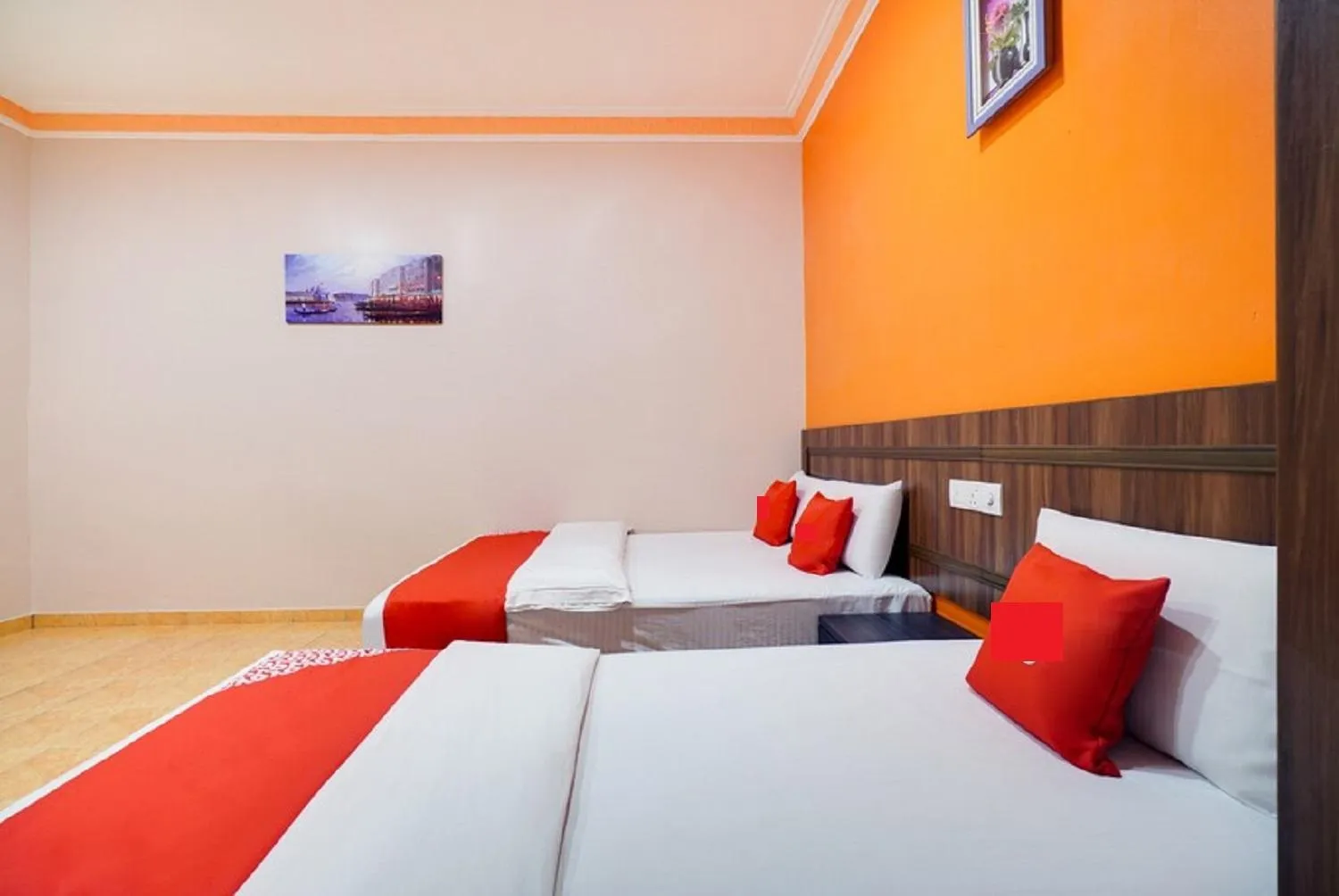 Bed in Hill Times Inn Hotel