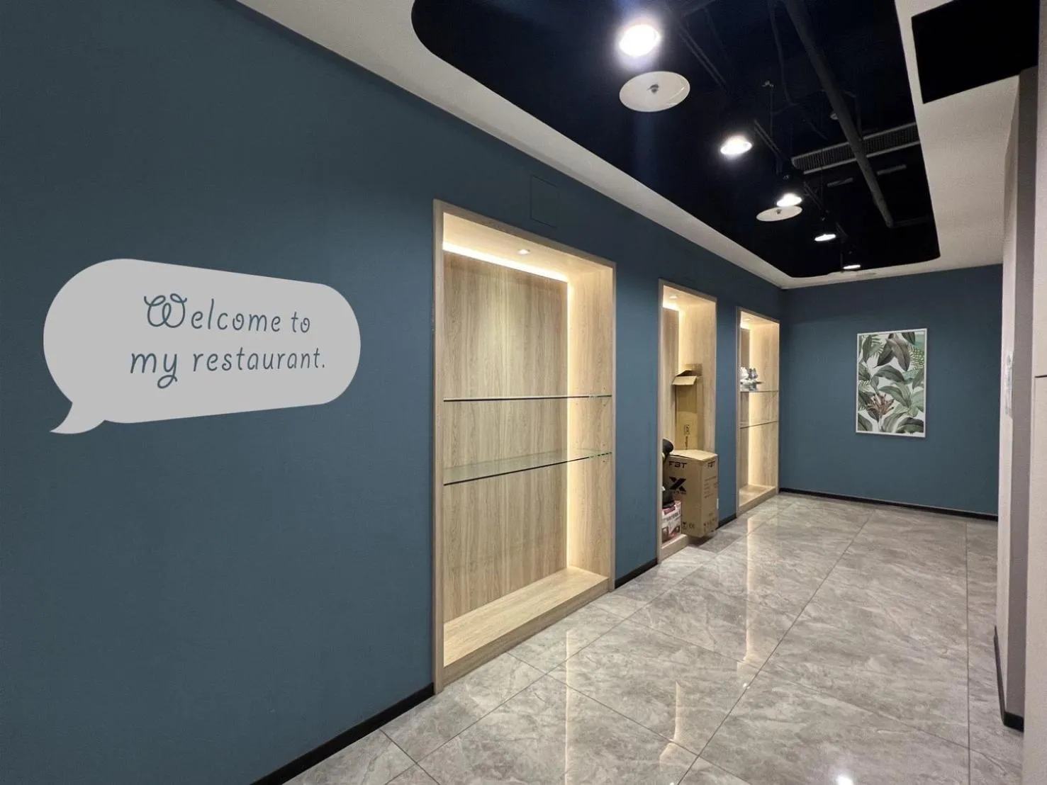 Restaurant/places to eat in Benz Hotel