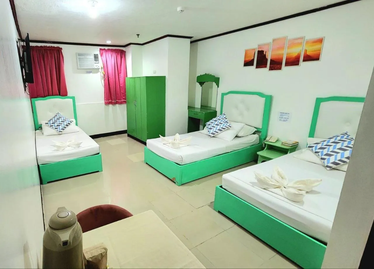 Bed in Demiren Hotel