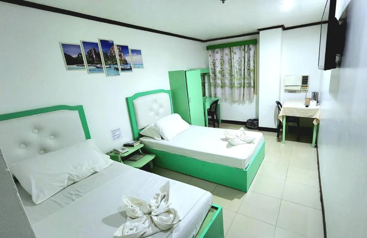 Bed in Demiren Hotel