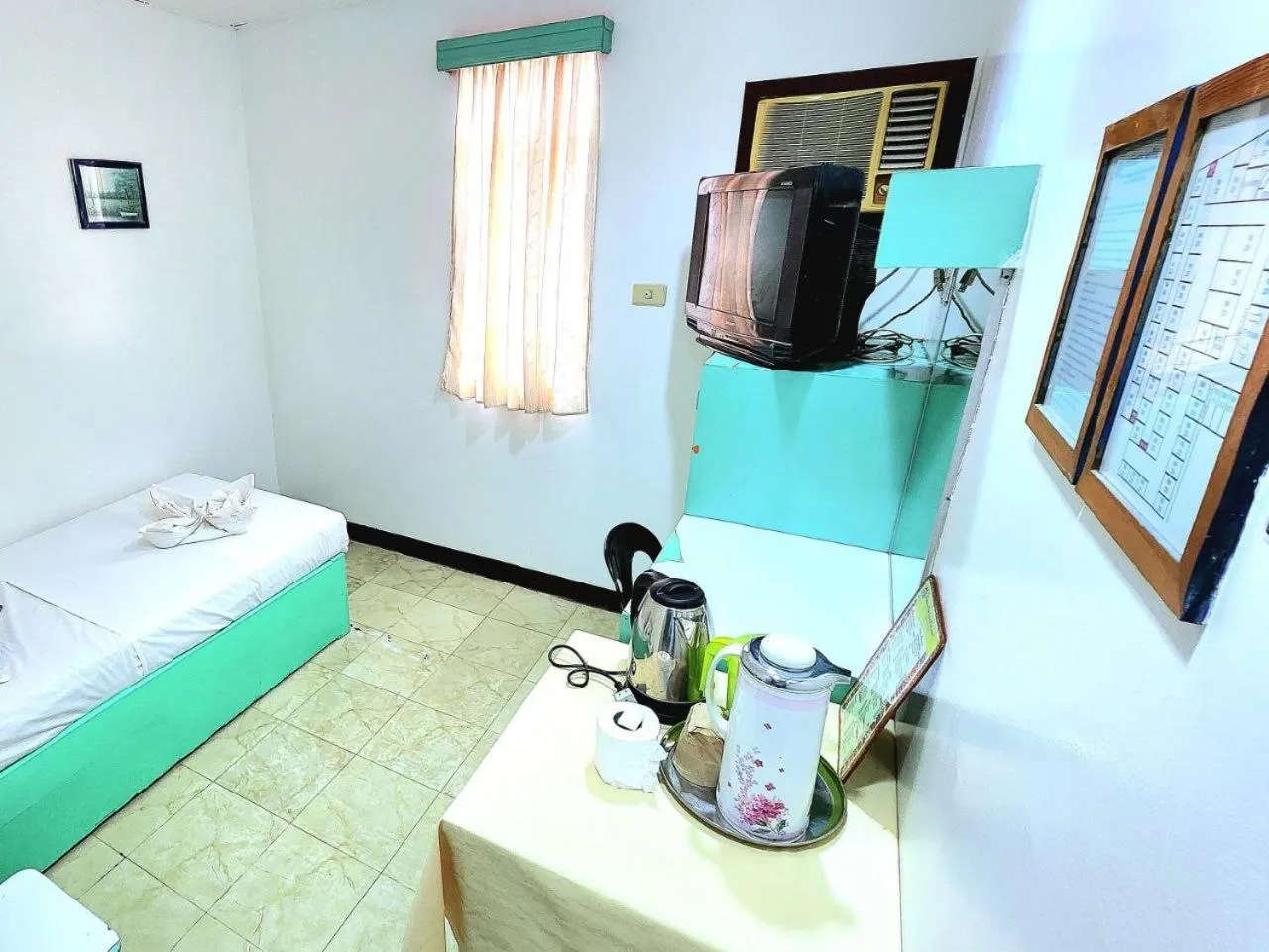 Bed in Demiren Hotel