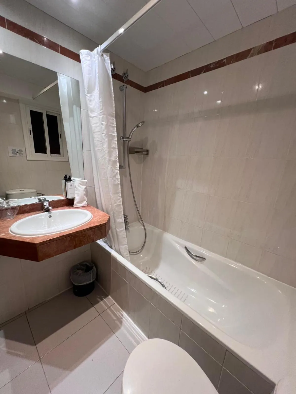 Bathroom in Hotel Travessera