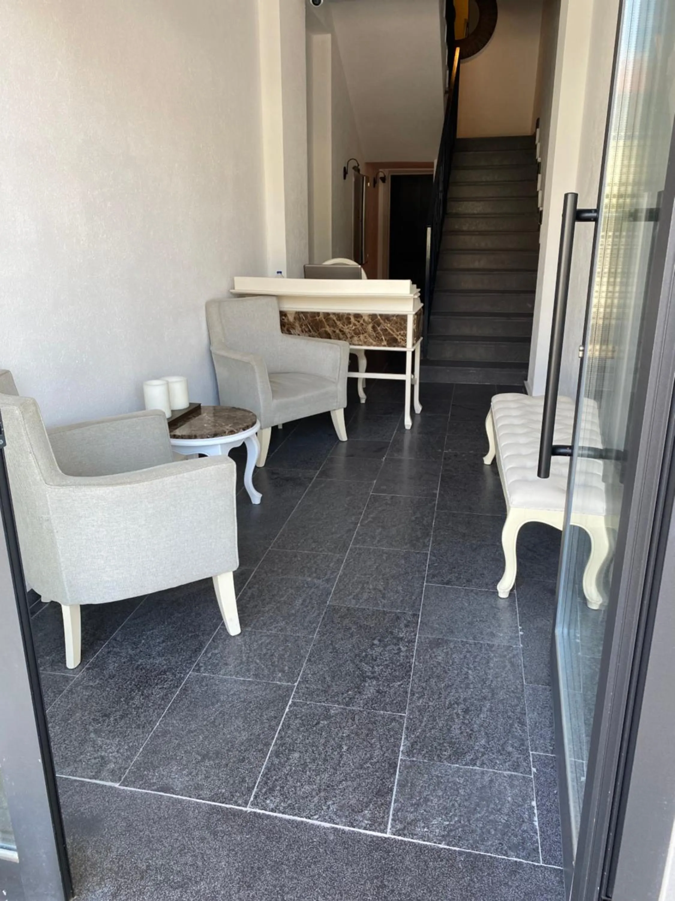 Property building in Rooms365