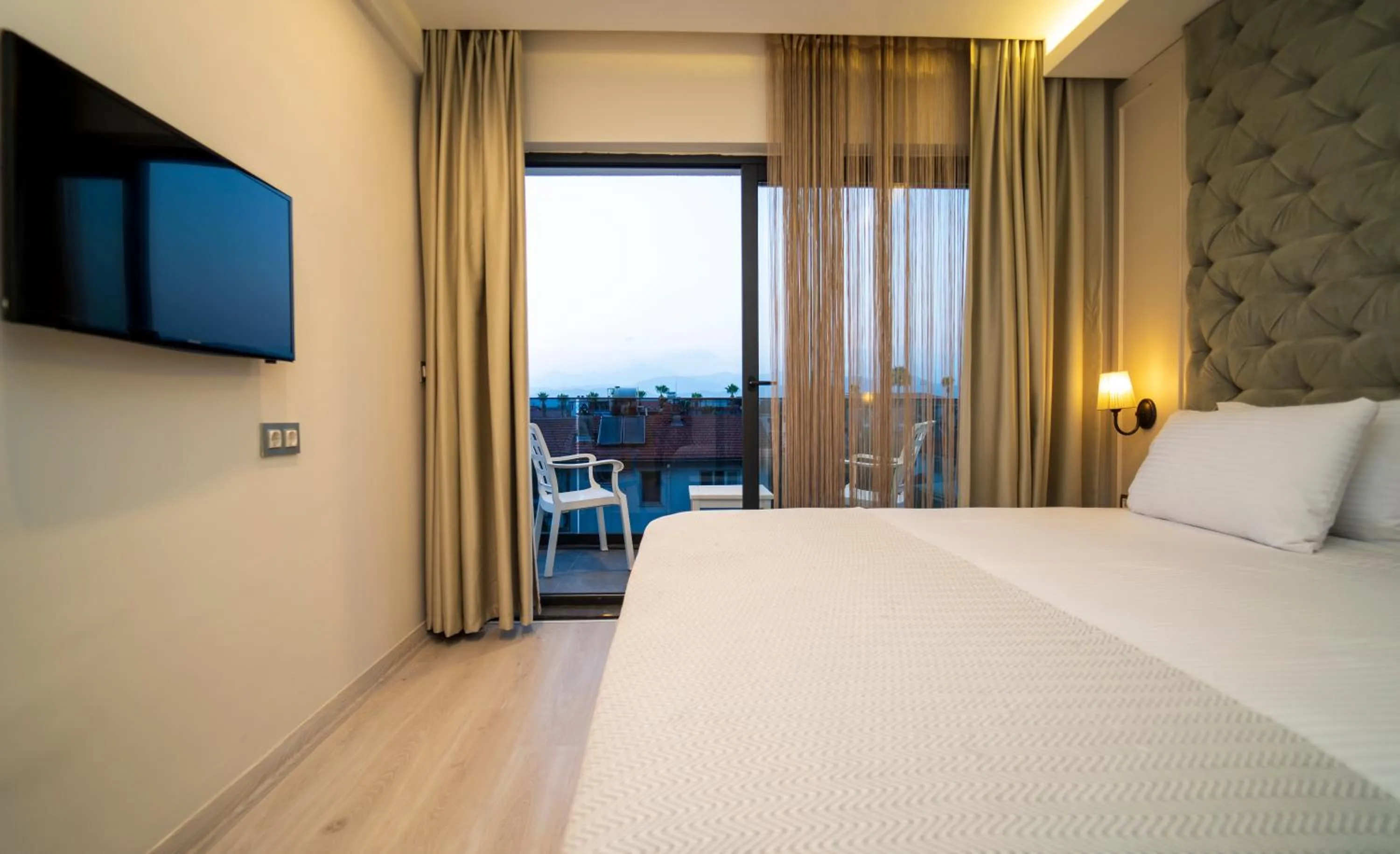 Photo of the whole room, Bed in Rooms365