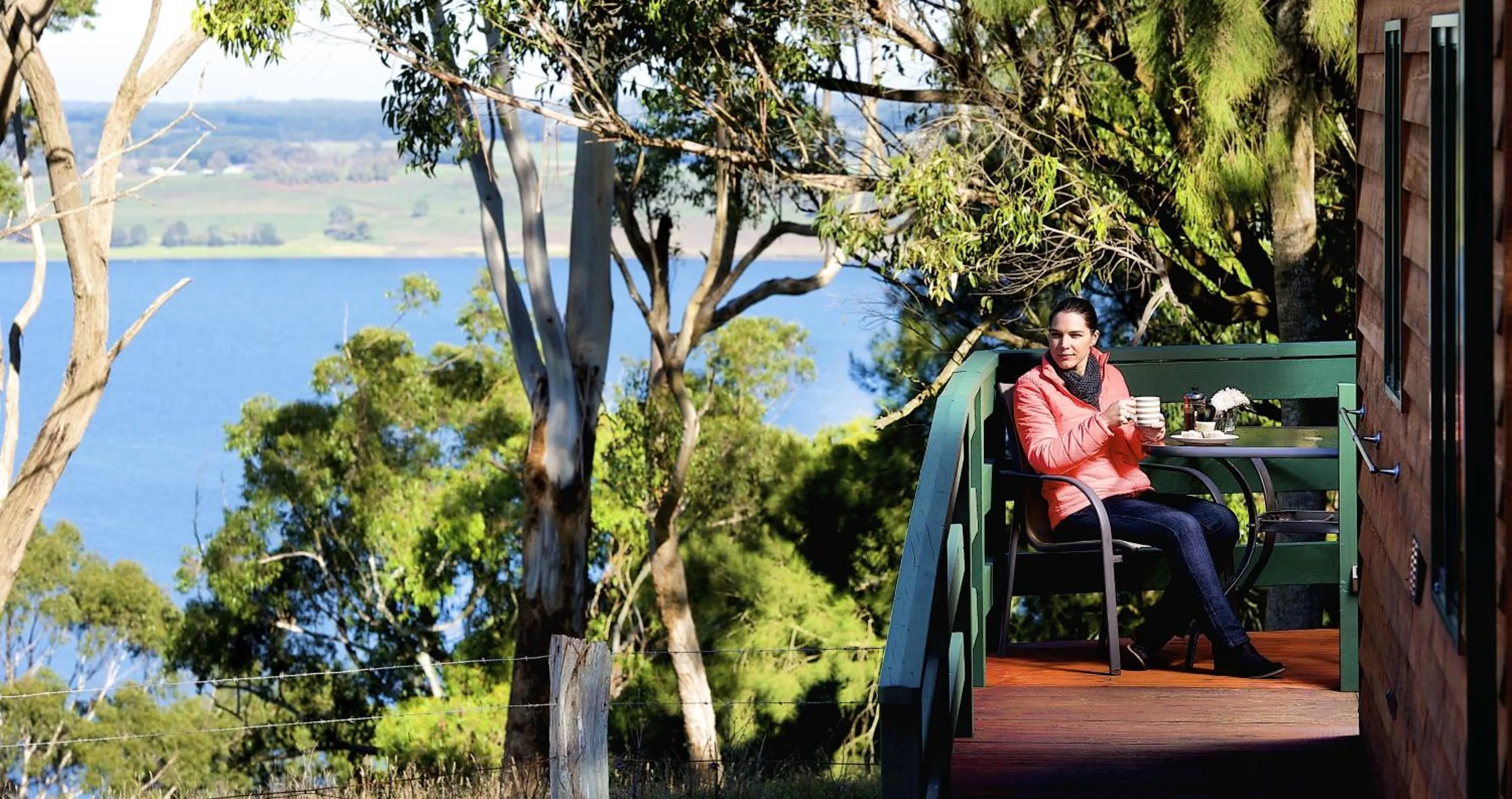 Lake view in Lakes and Craters Holiday Park