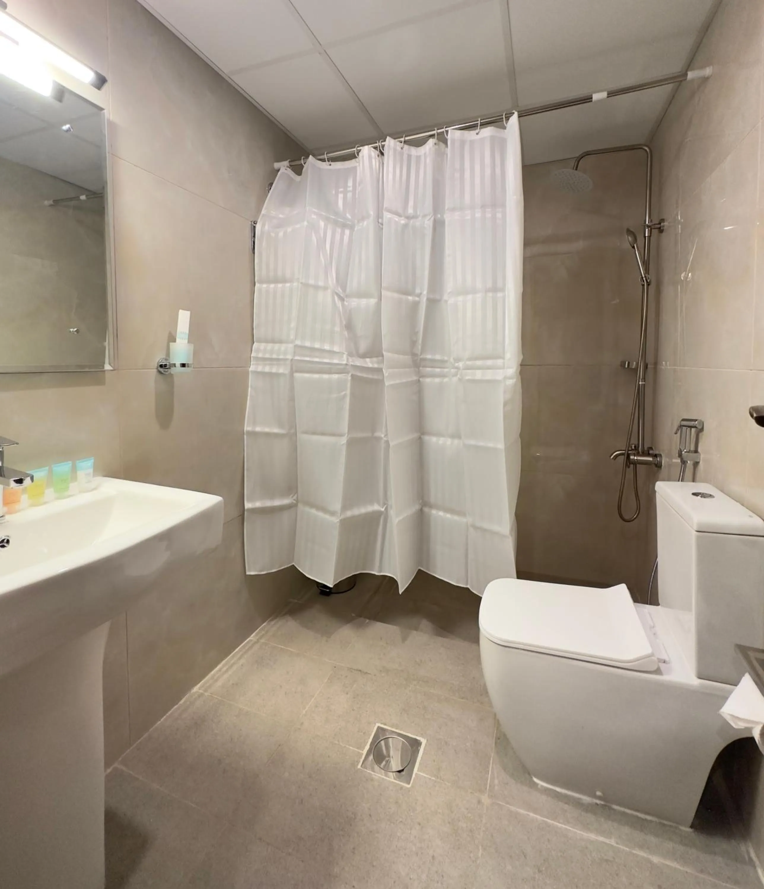 Bathroom in Sea Shore Hotel Apartment Khorfakkan