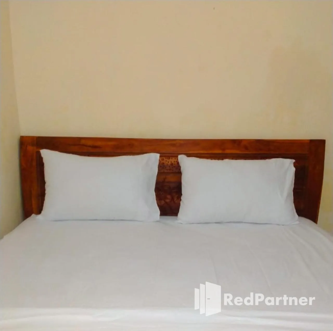 Bedroom, Bed in Navisha Guest House Syariah near Exit Tol Batang RedPartner