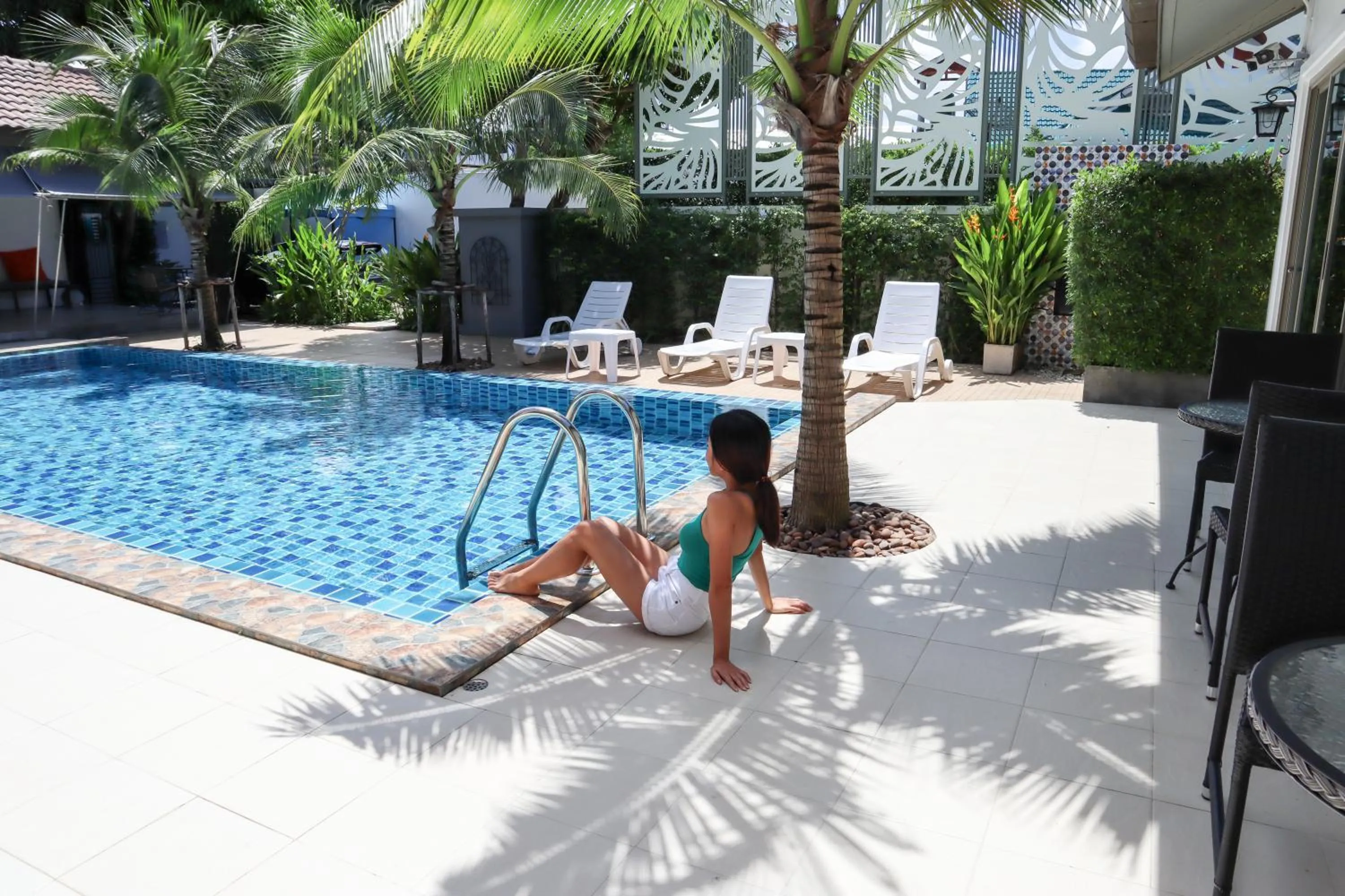 People in The Snug Airportel - Phuket Airport