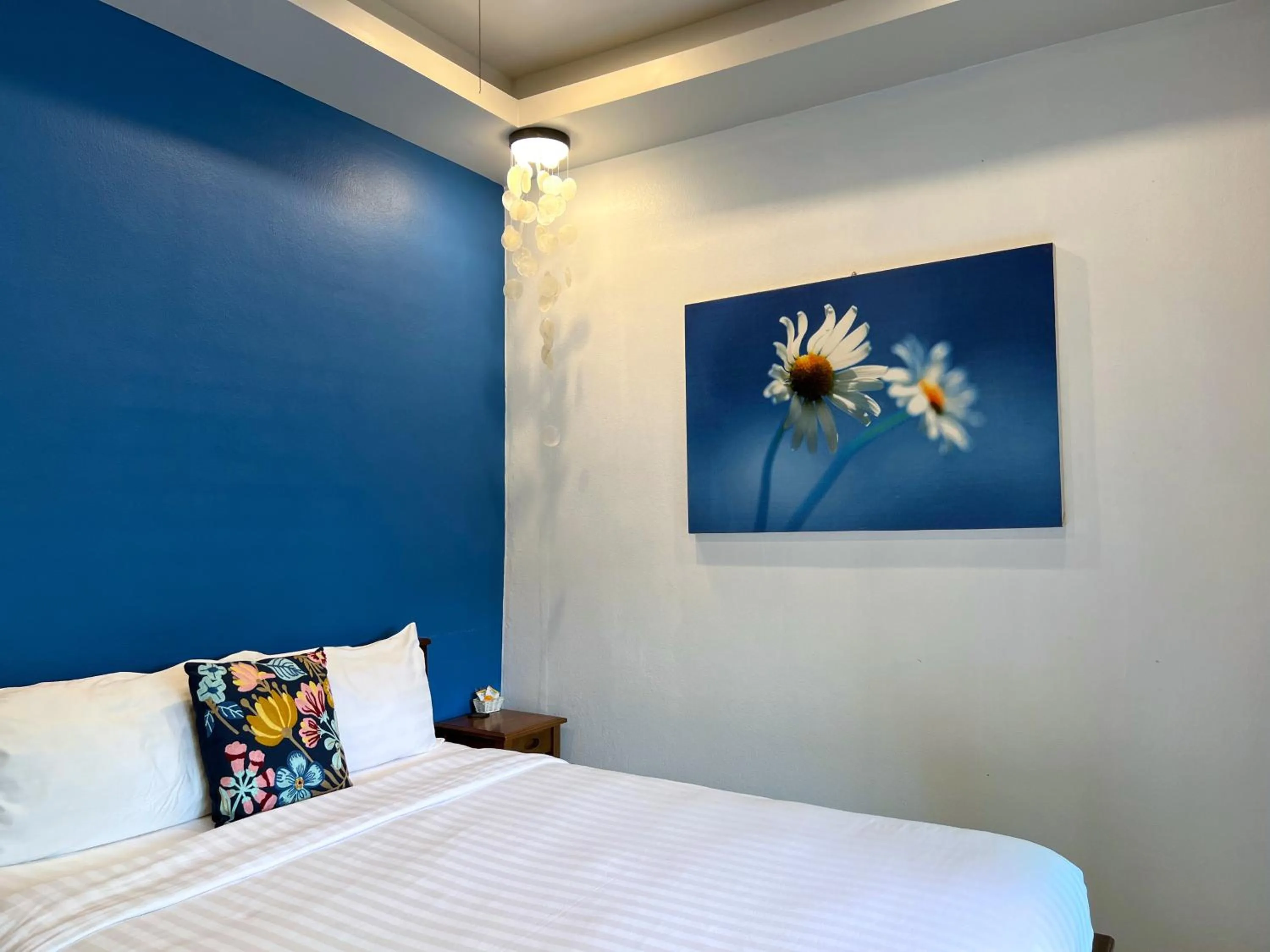 Bed in The Snug Airportel - Phuket Airport