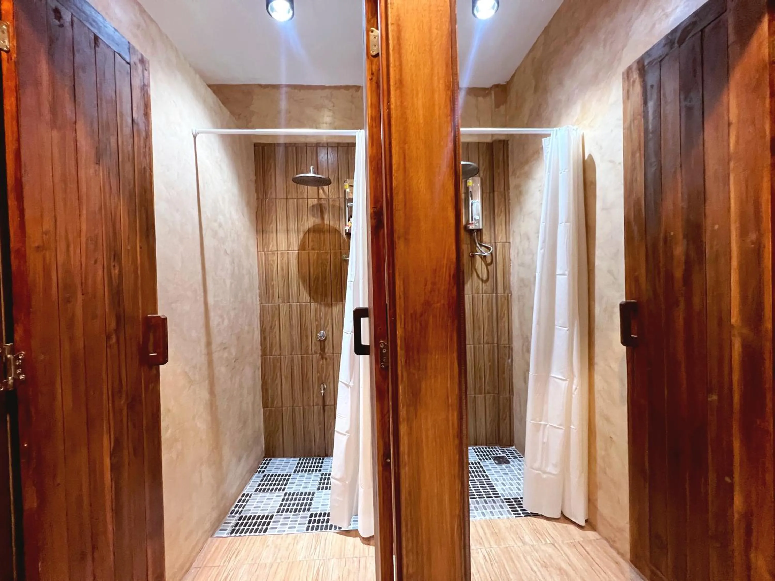 The Snug Airportel - Phuket Airport