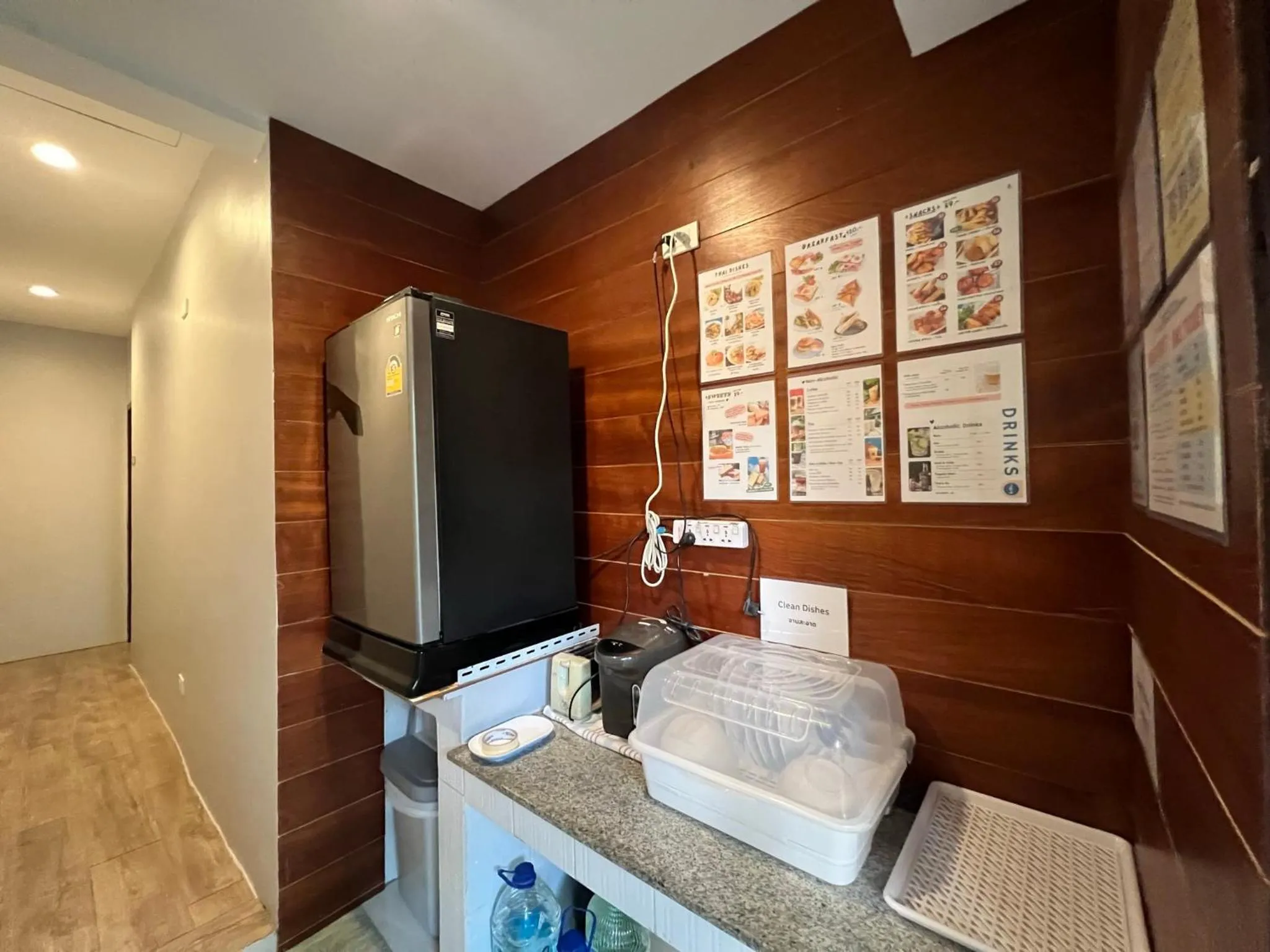 Kitchen or kitchenette in The Snug Airportel - Phuket Airport