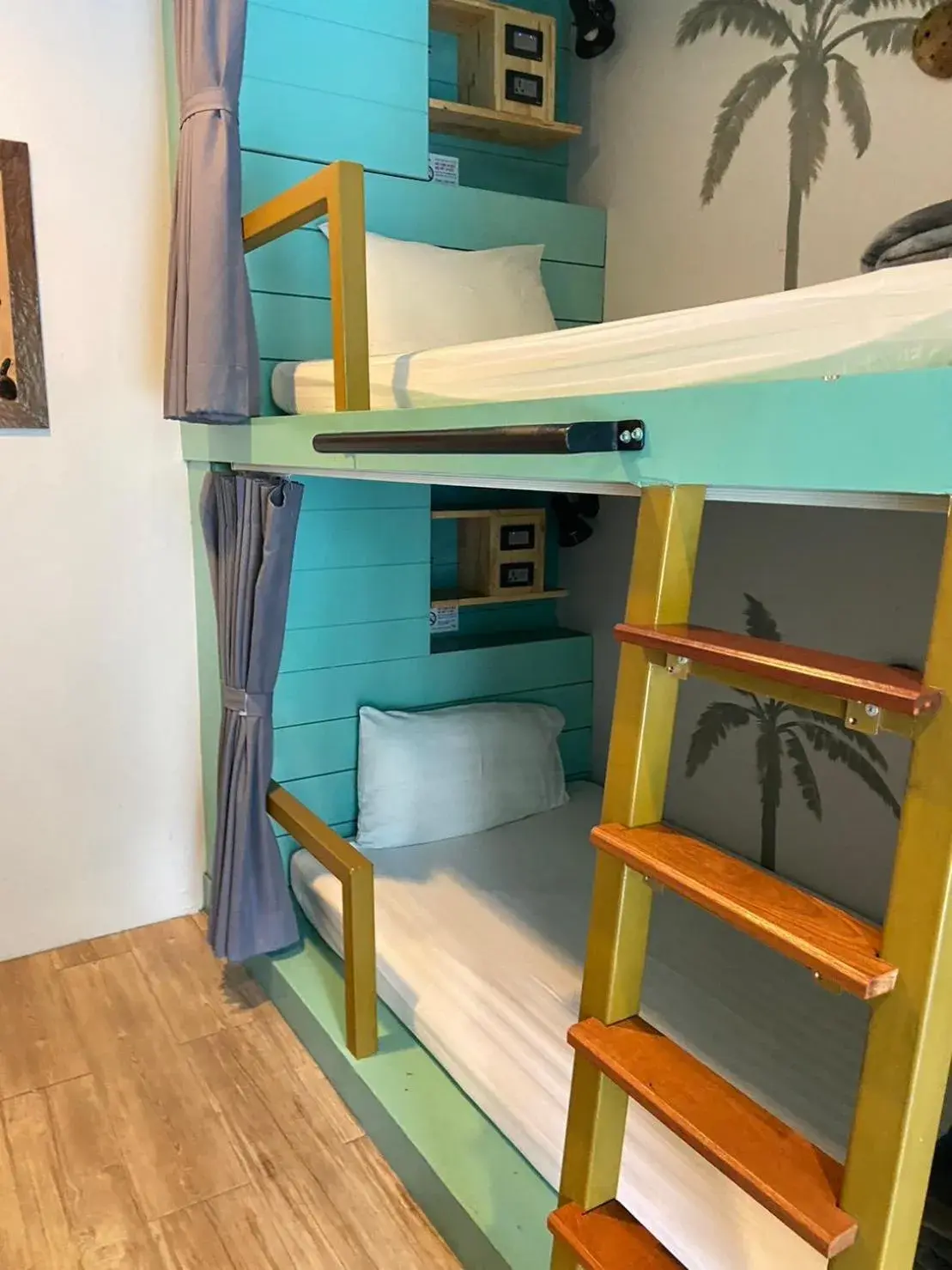 Single Bed in 6-Bed Dormitory Room in The Snug Airportel - Phuket Airport Single Bed in 6-Bed Dormitory Room in The Snug Airportel - Phuket Airport