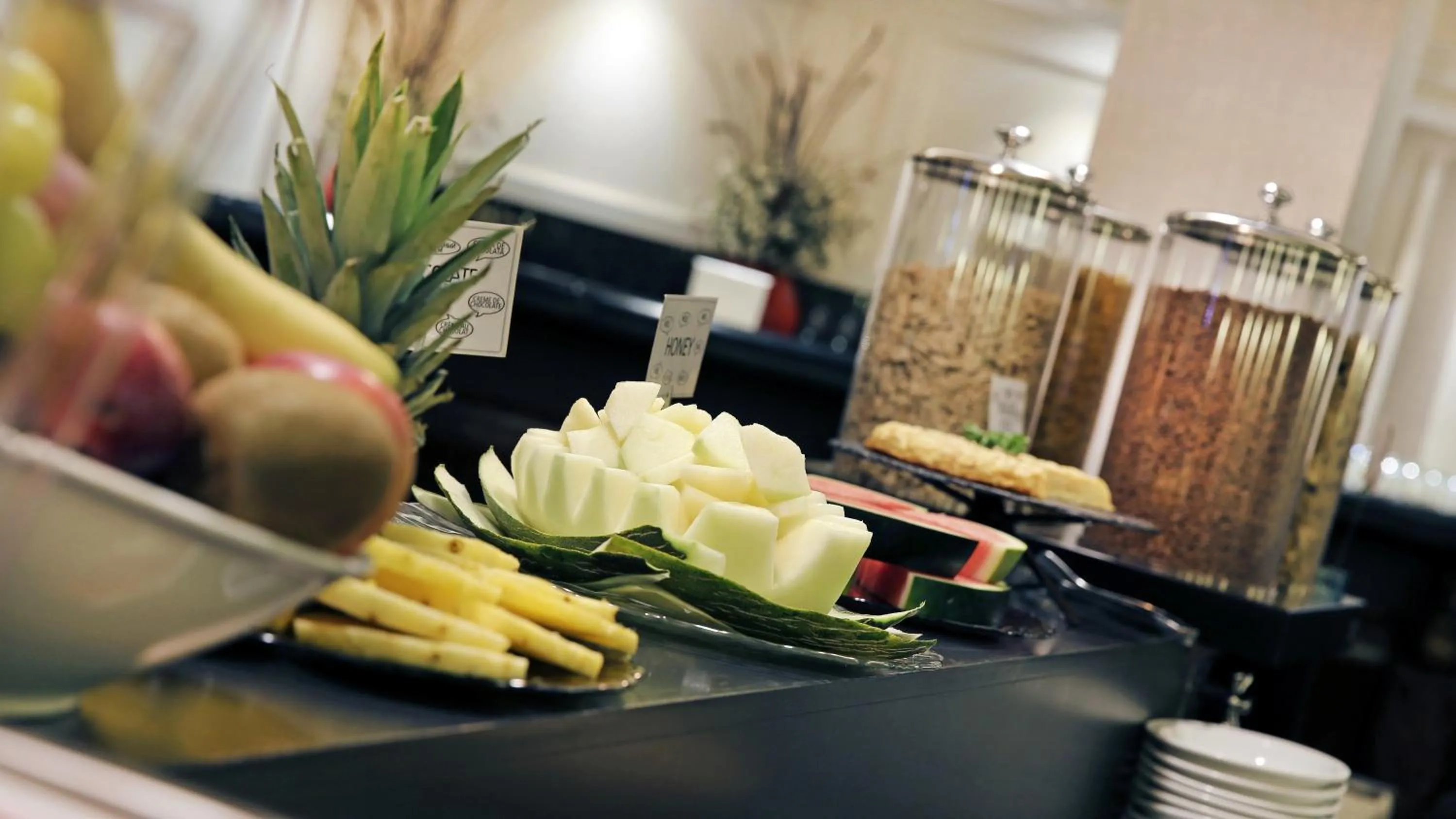 Breakfast in Arc La Rambla