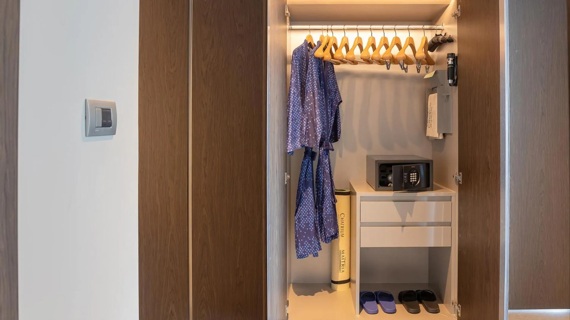 wardrobe in Chatrium Grand Bangkok