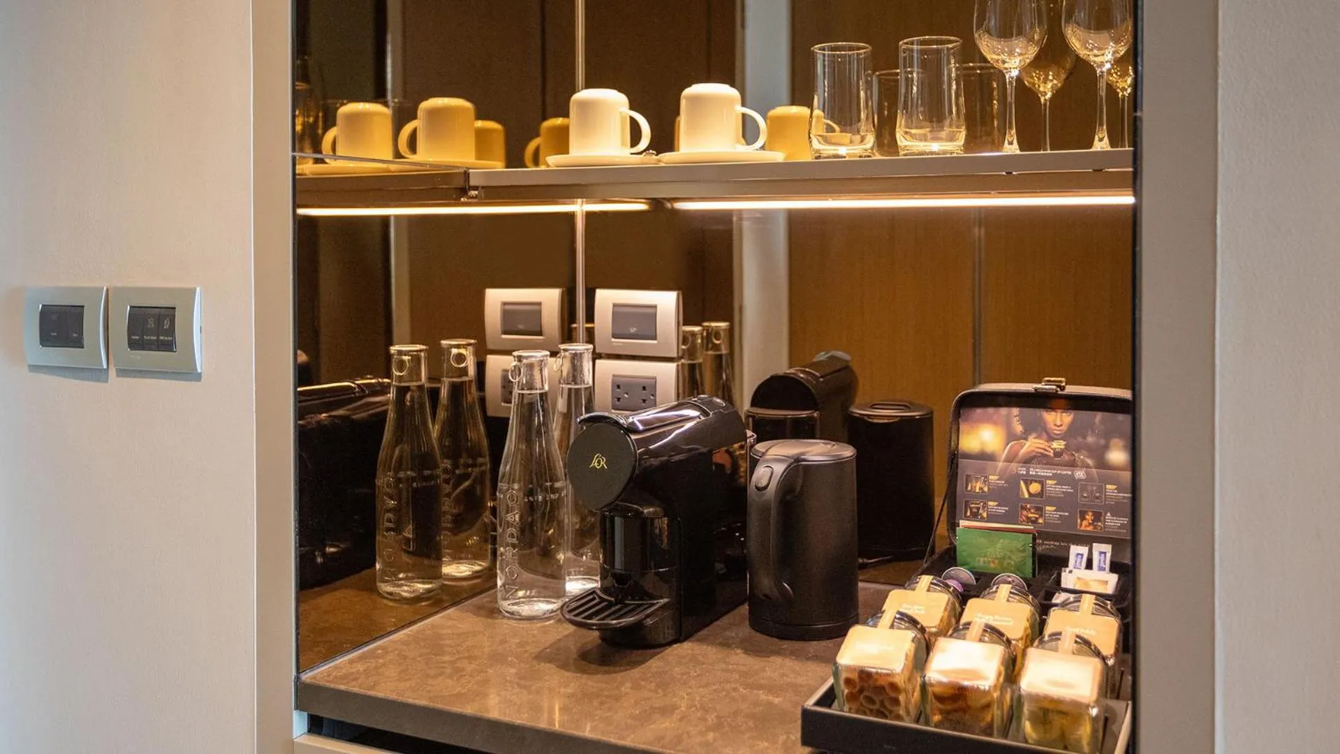 Coffee/tea facilities in Chatrium Grand Bangkok