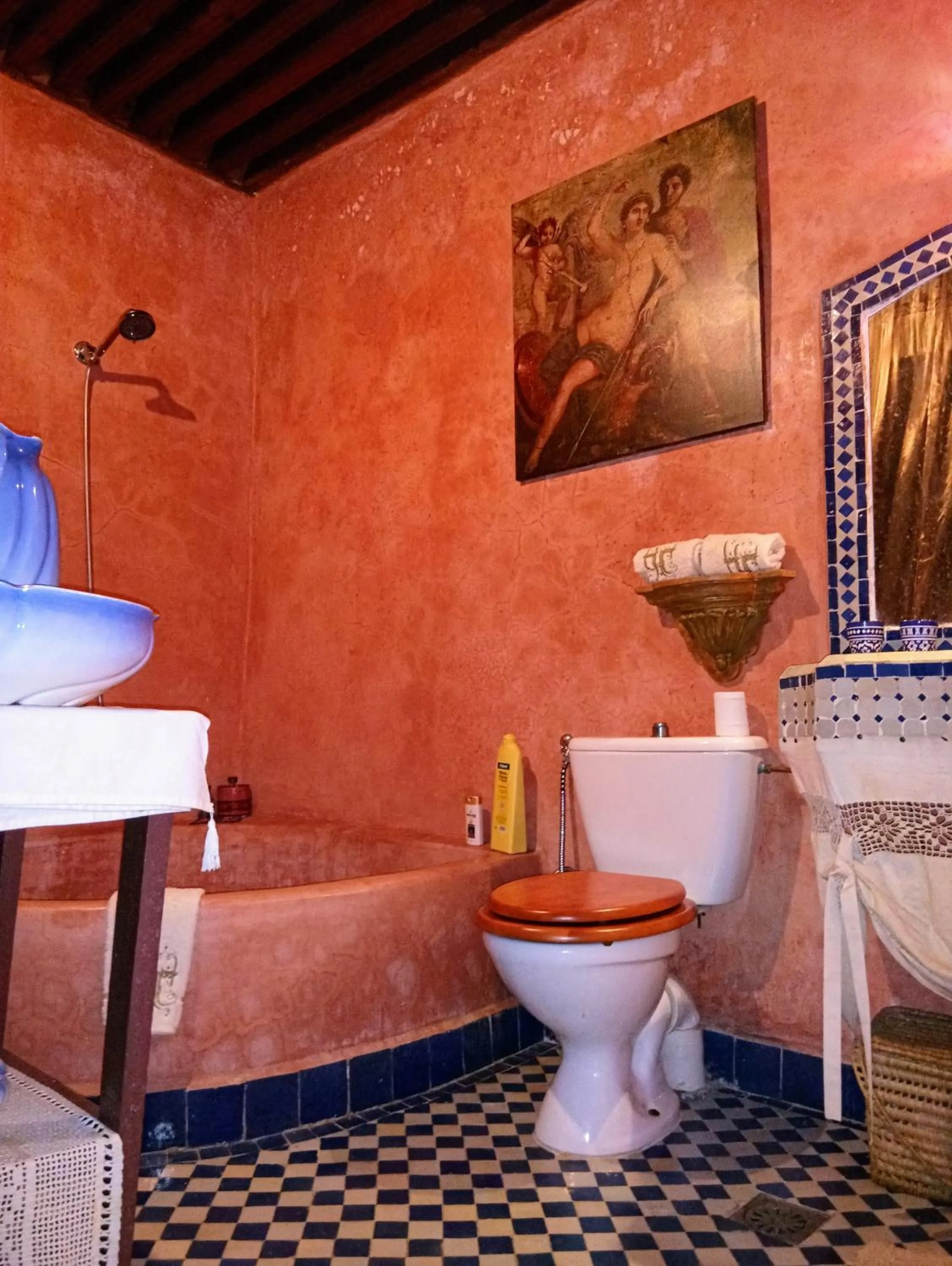 Bathroom in Riad Rchacha