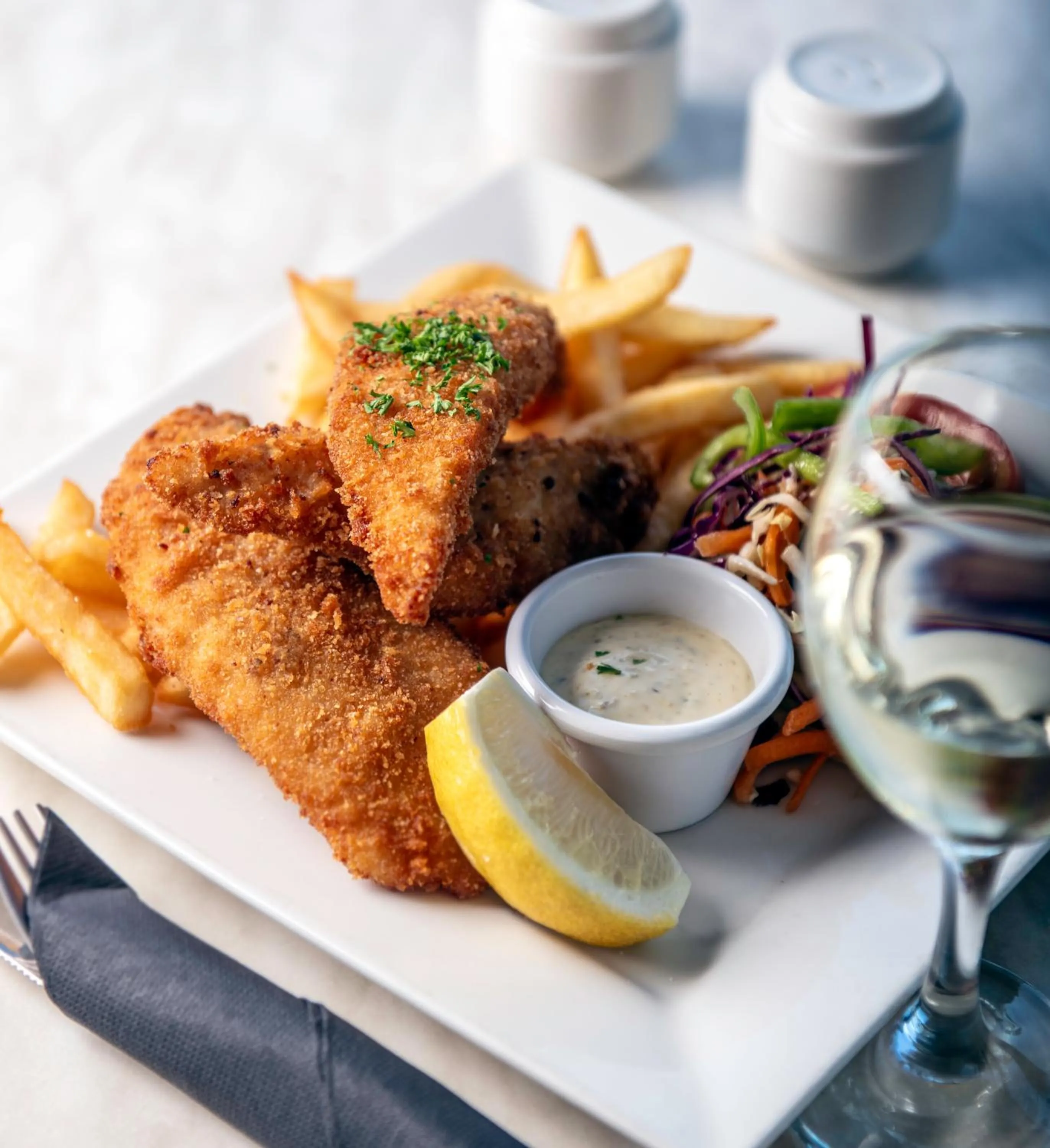 Food and drinks in Lufra Beachside Hotel