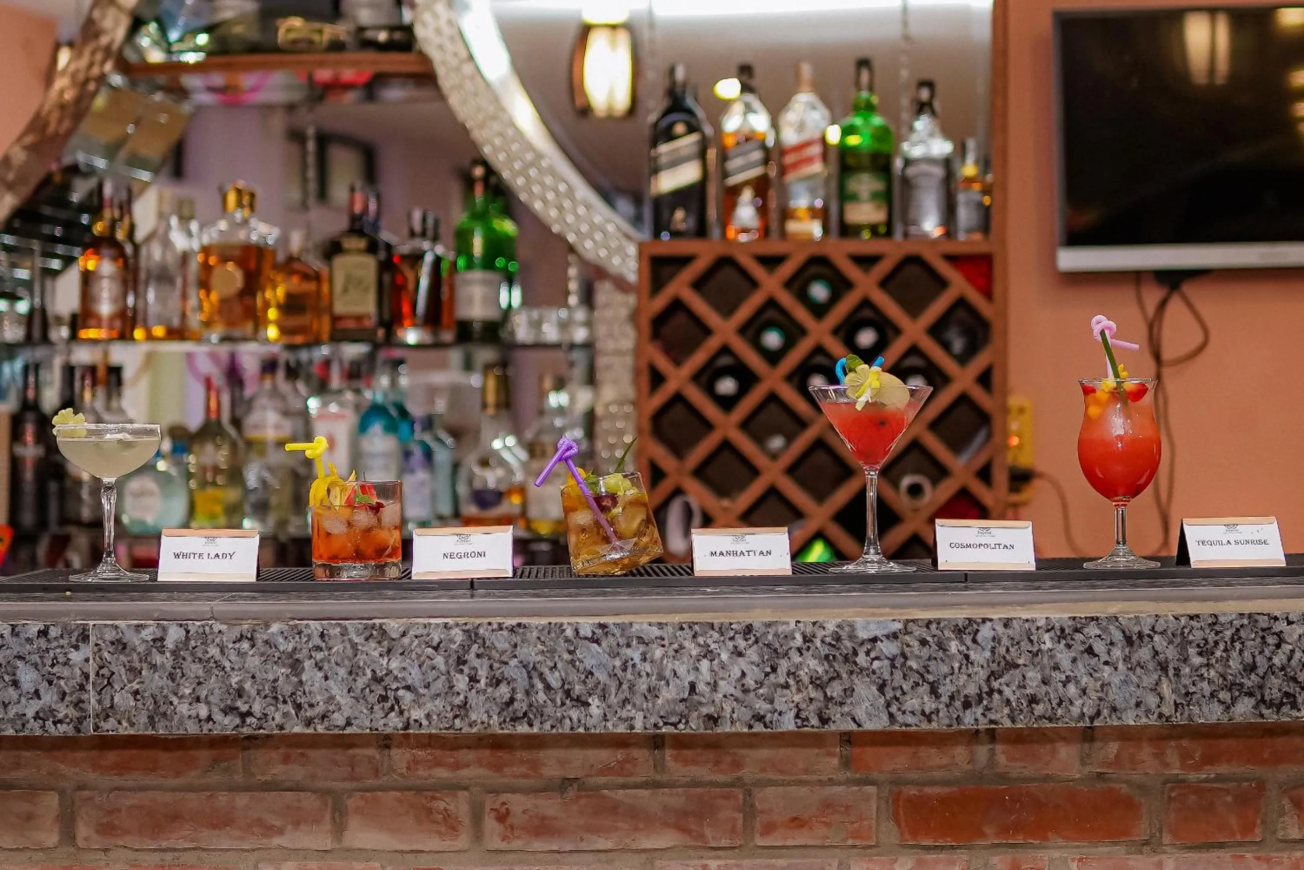 Lounge or bar in Hotel Seven Limited