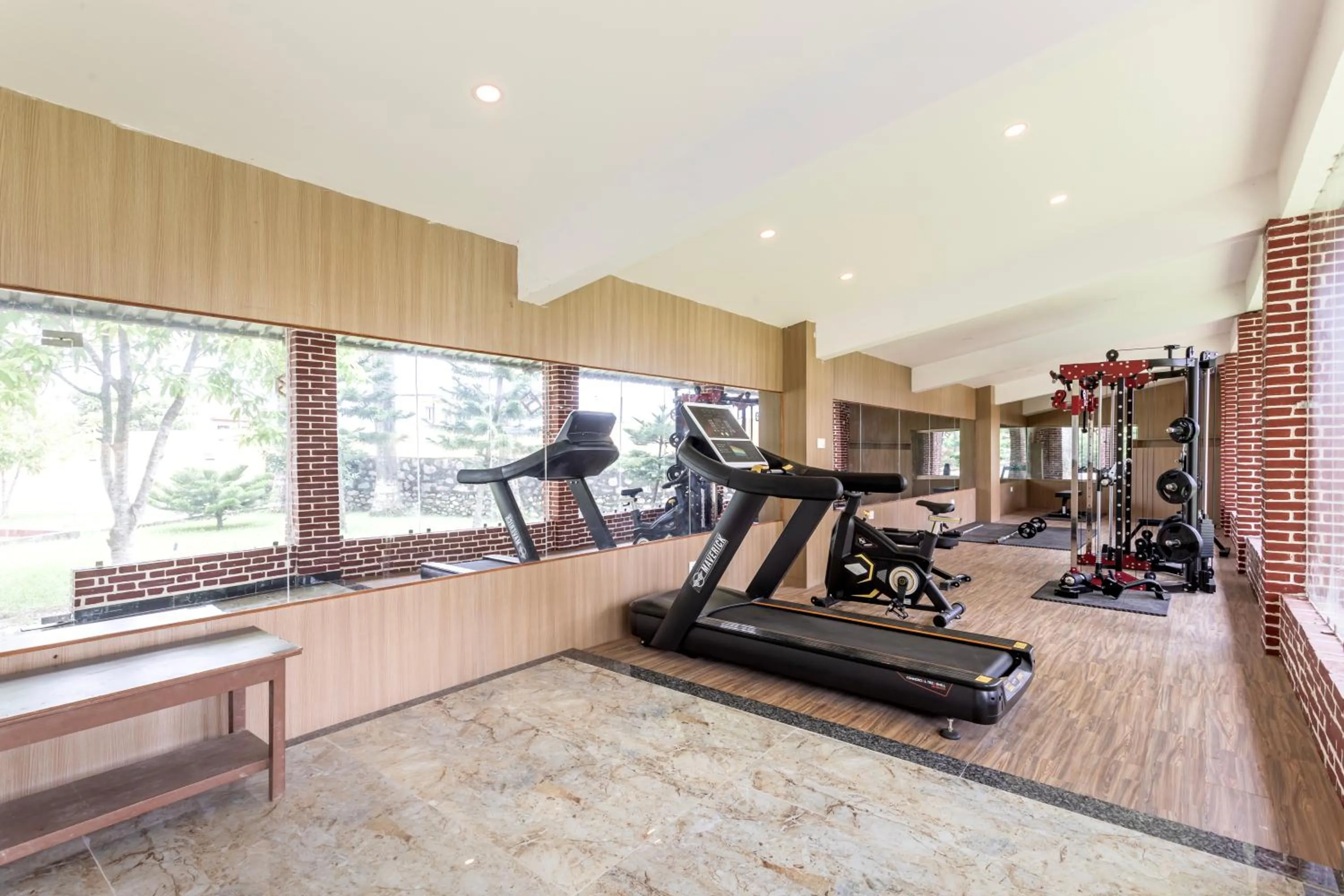 Swimming pool in Hotel Seven Limited