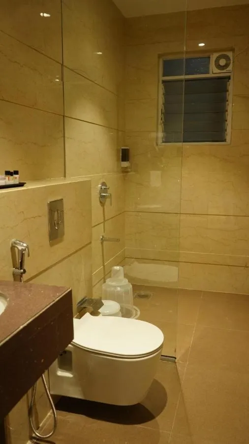 Bathroom in Alaukik Hotel