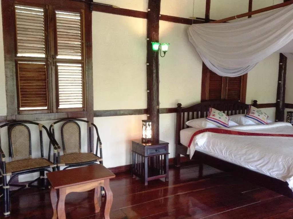 Photo of the whole room, Bed in Lao Spirit Resort