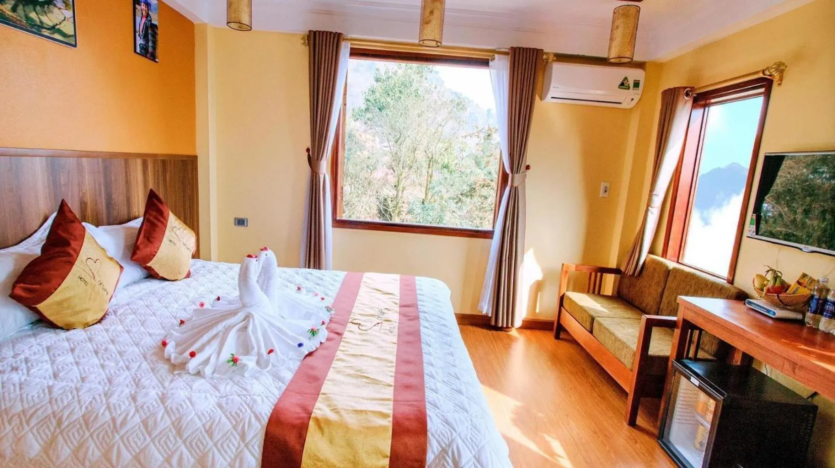 Bedroom, Bed in Heart Of Sapa Hotel