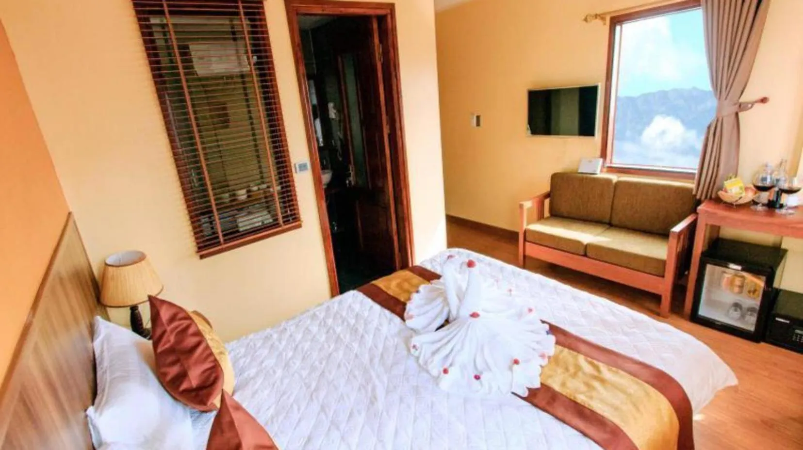 Bedroom, Bed in Heart Of Sapa Hotel