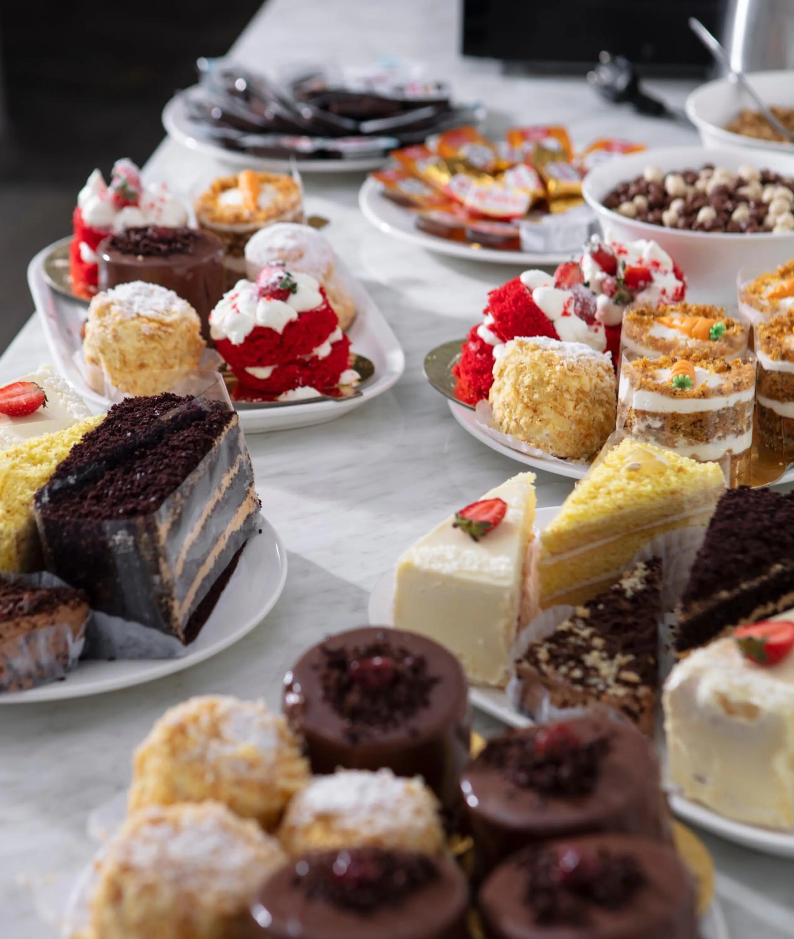 Food and drinks in Opera Avenue Hotel