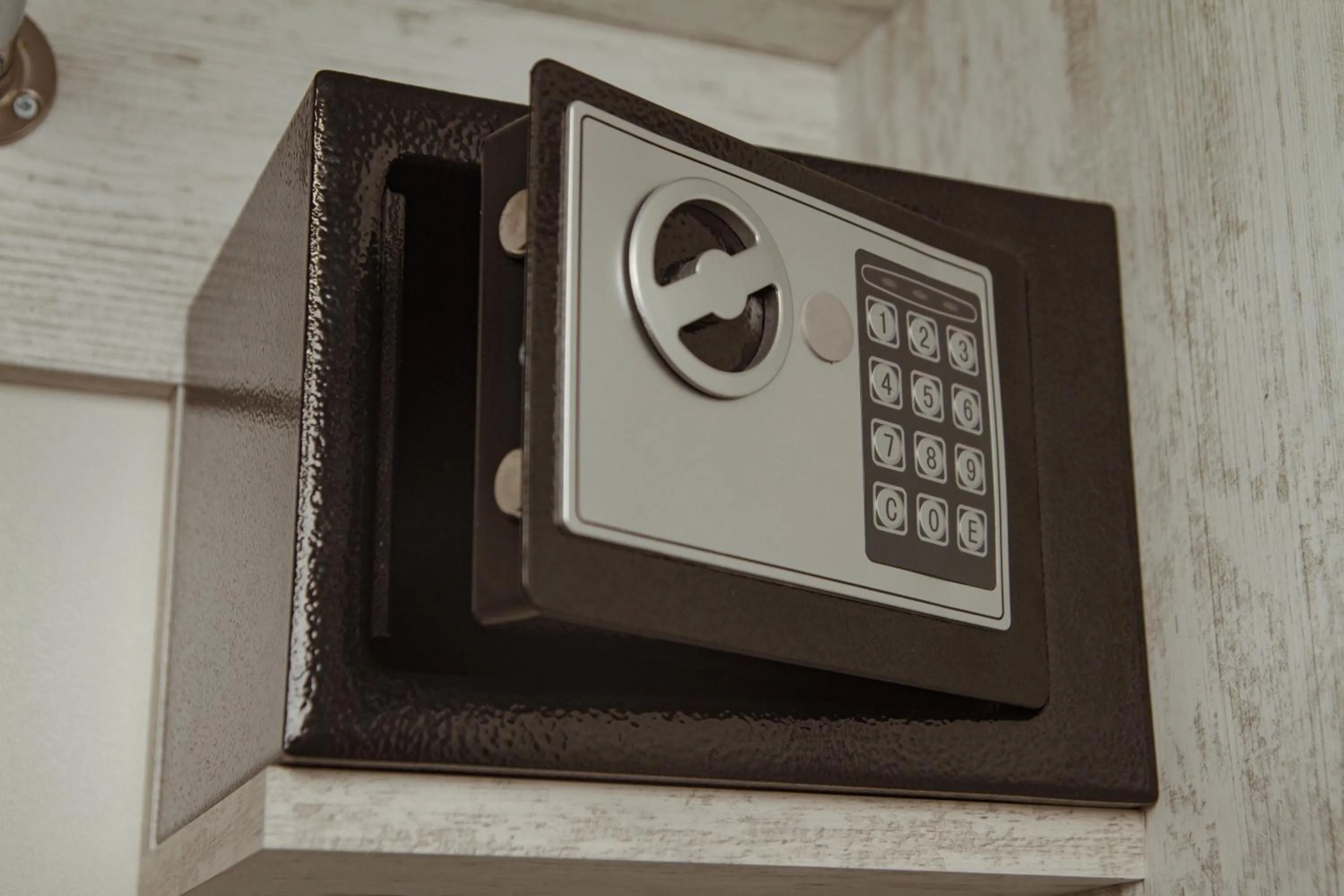 safe in Opera Avenue Hotel