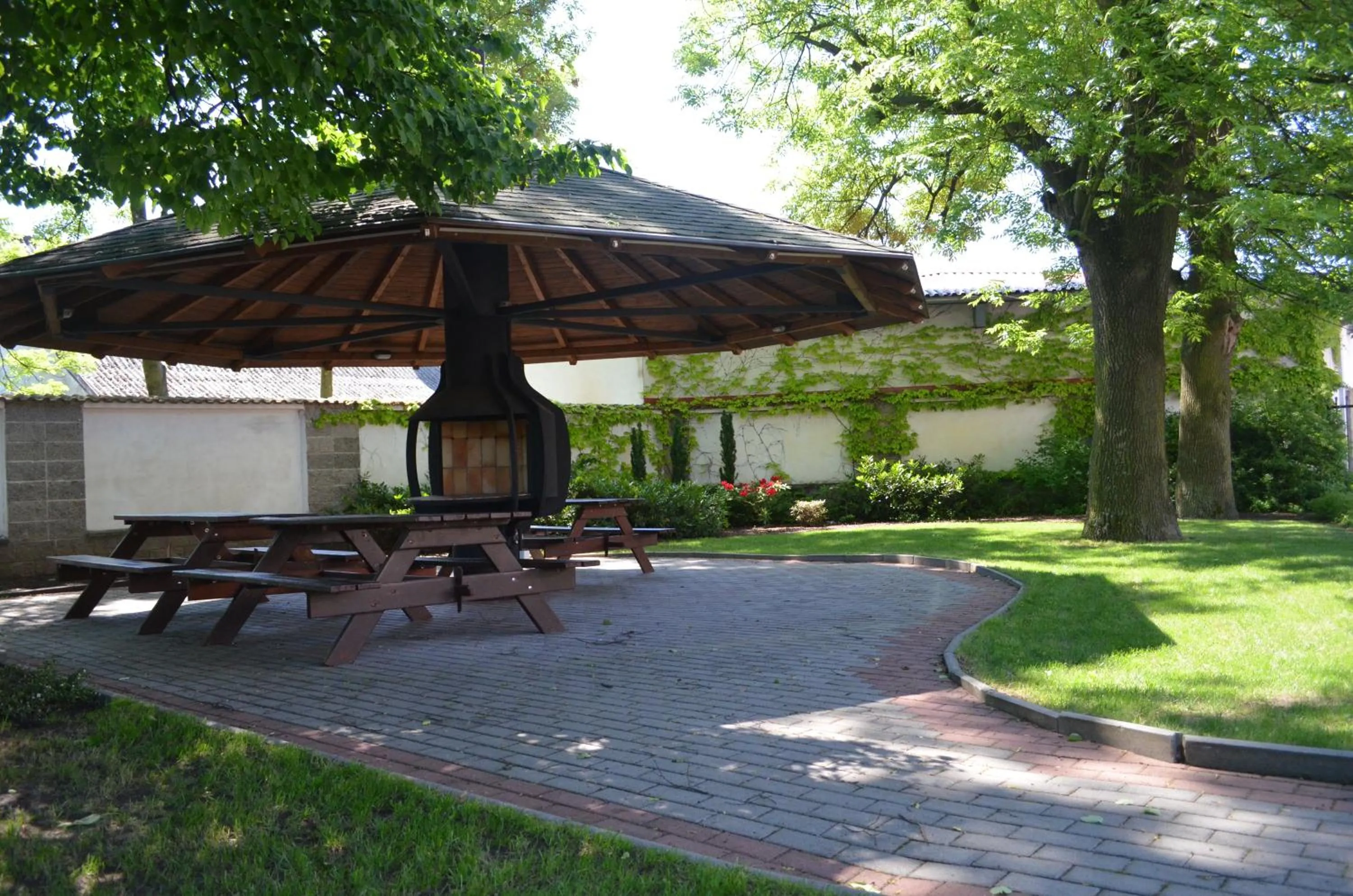BBQ facilities in Hotel Na Statku