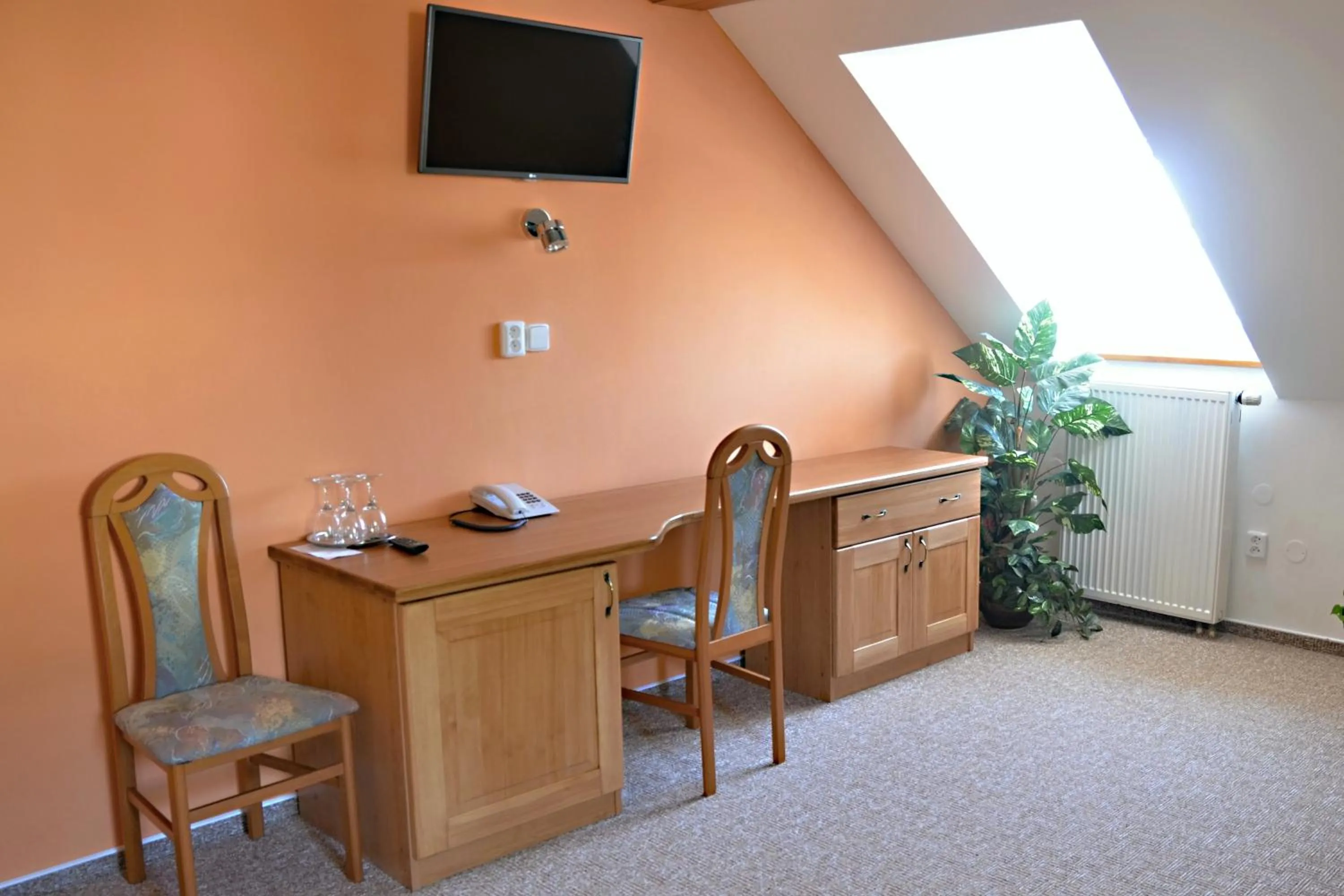 Photo of the whole room in Hotel Na Statku