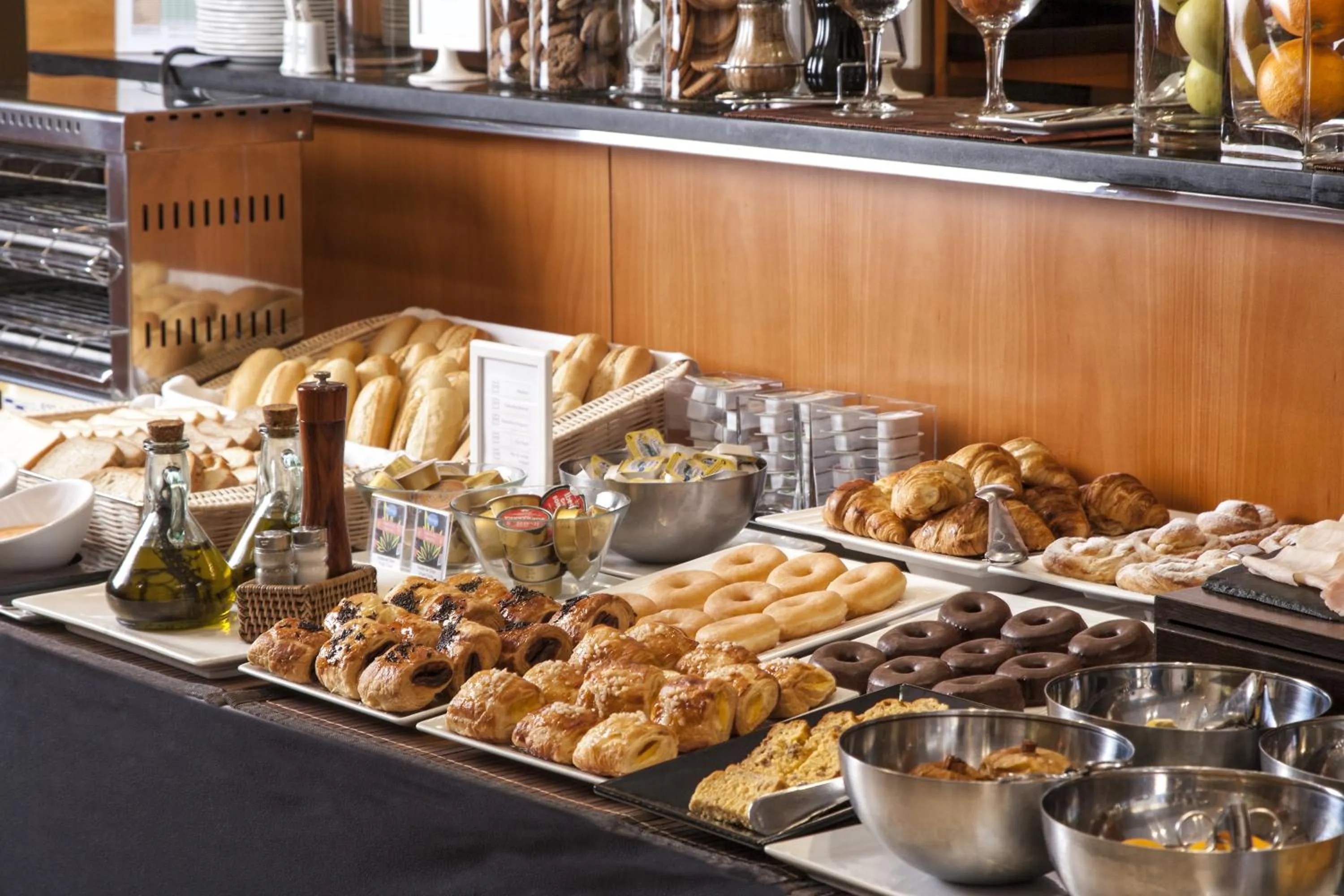 Restaurant/places to eat in Zenit Málaga