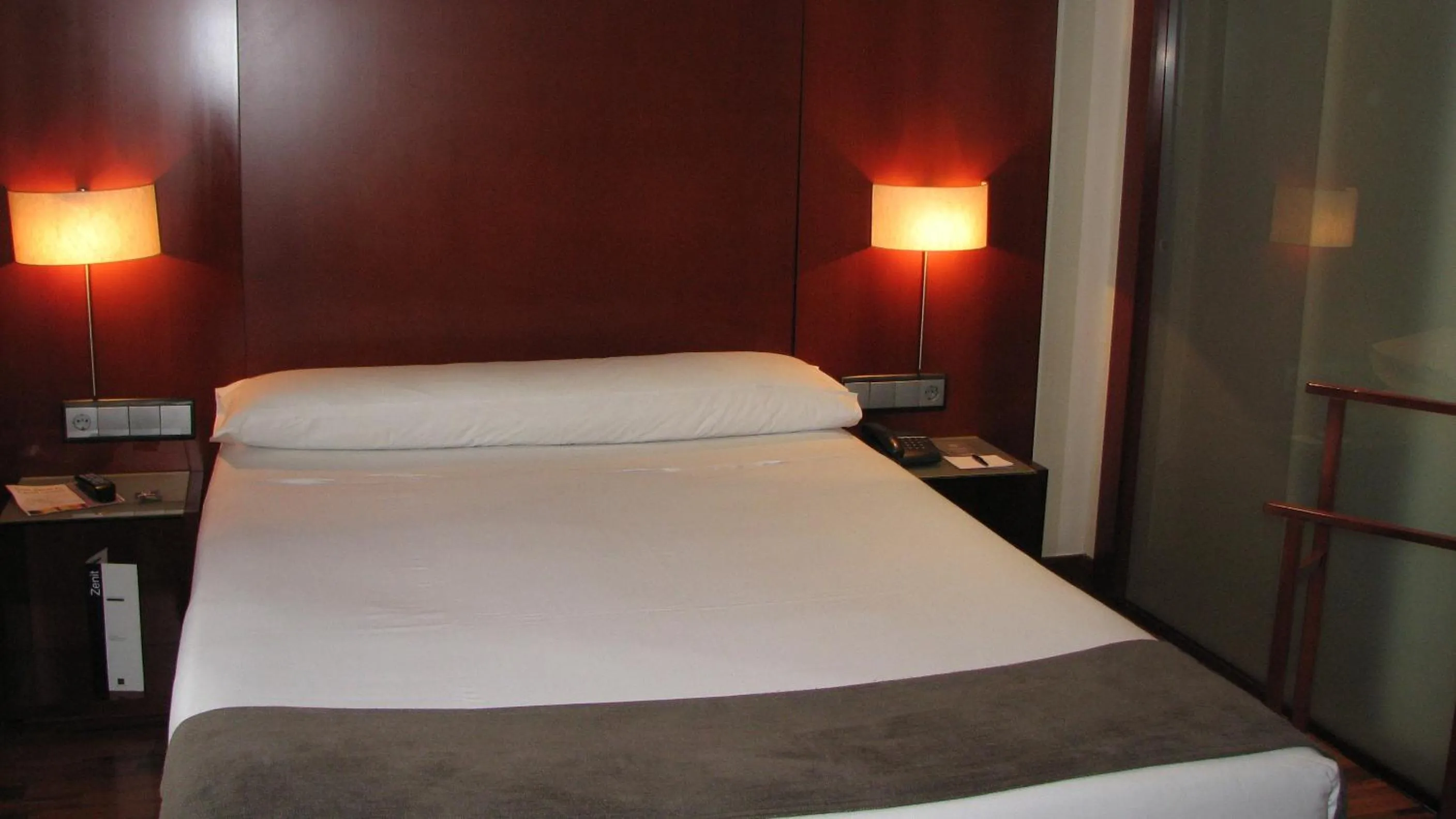 Bed in Zenit Málaga