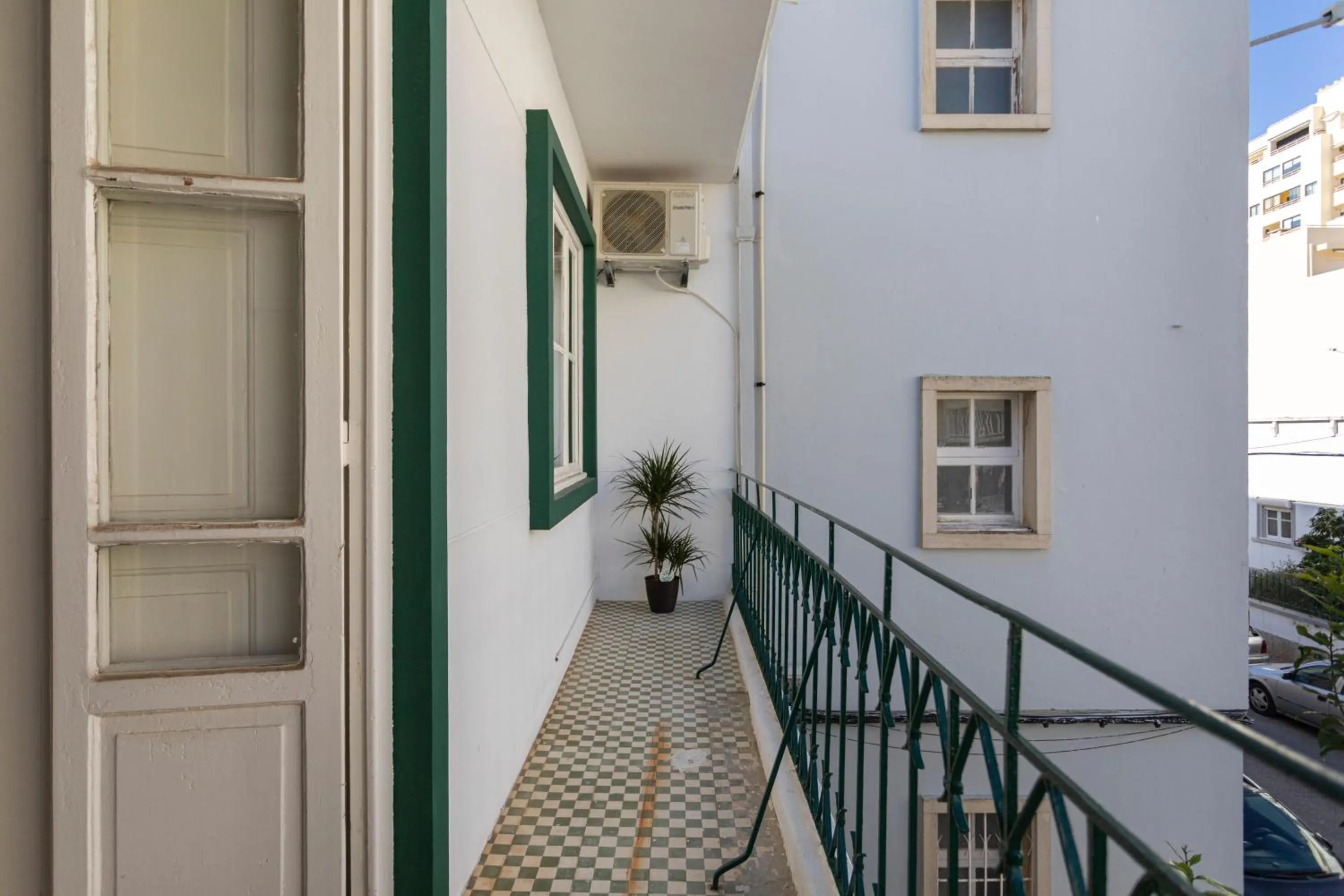 Property building in Lemon Hostel Faro
