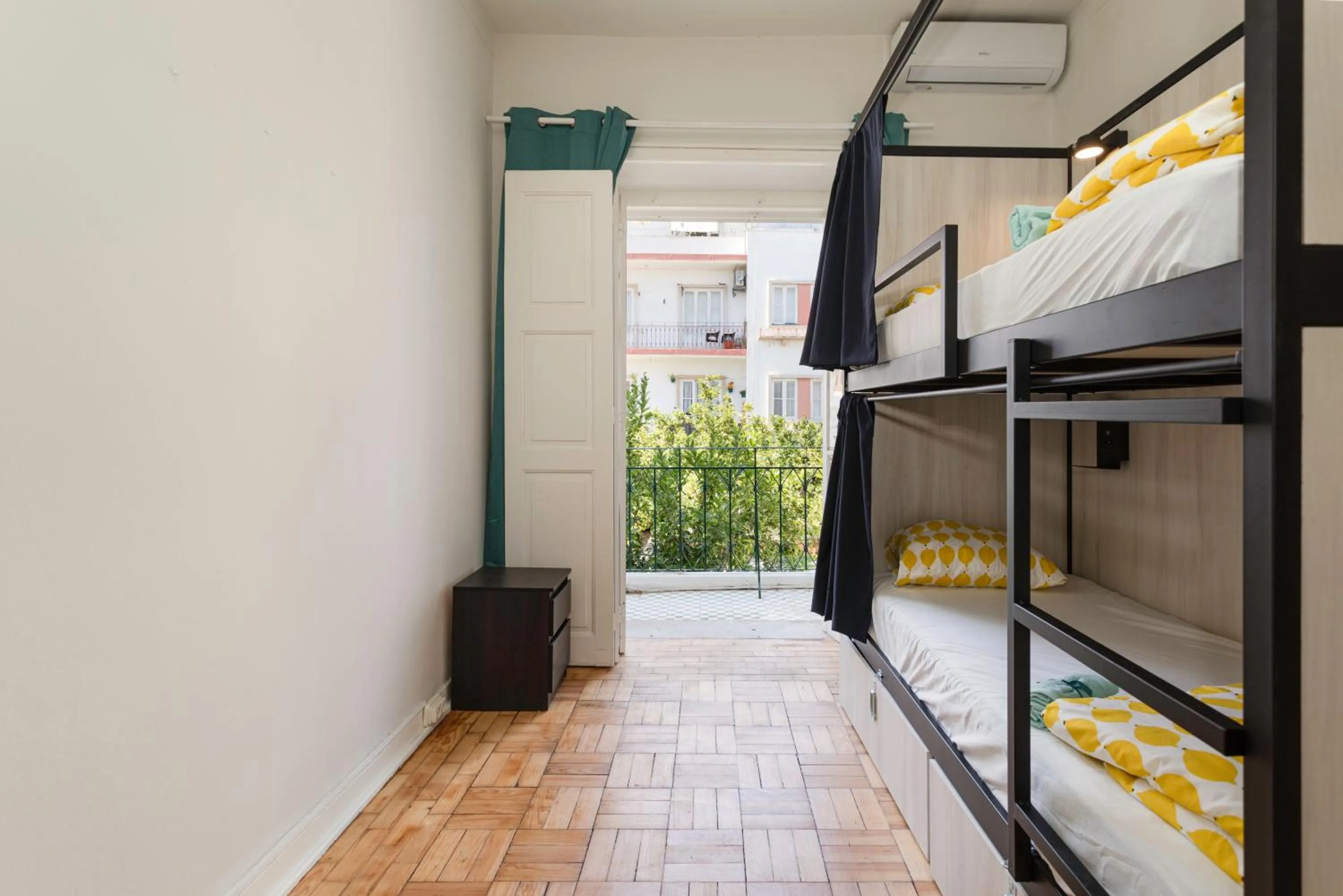 Bed in Lemon Hostel Faro