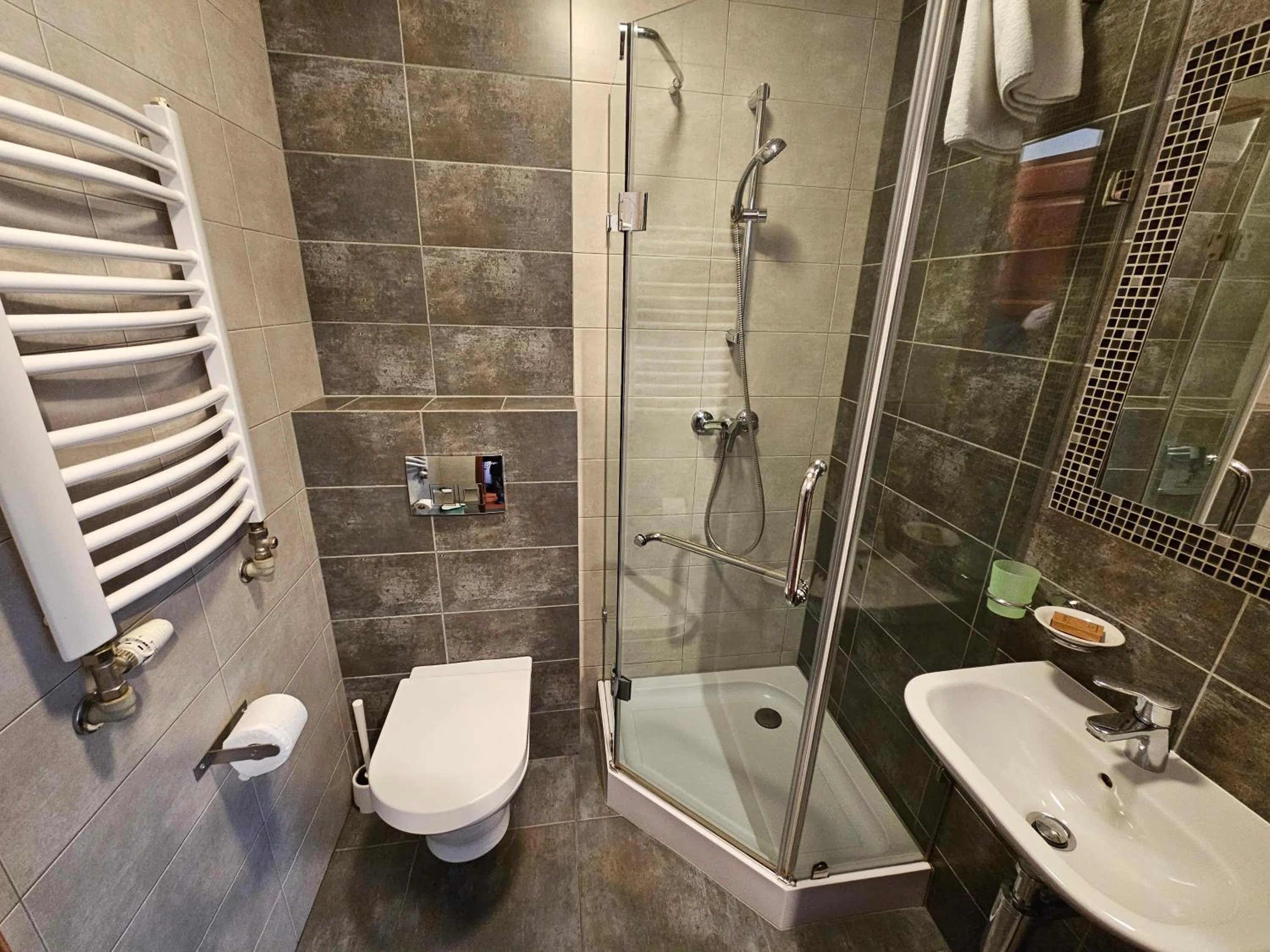 Shower in Otulina Park