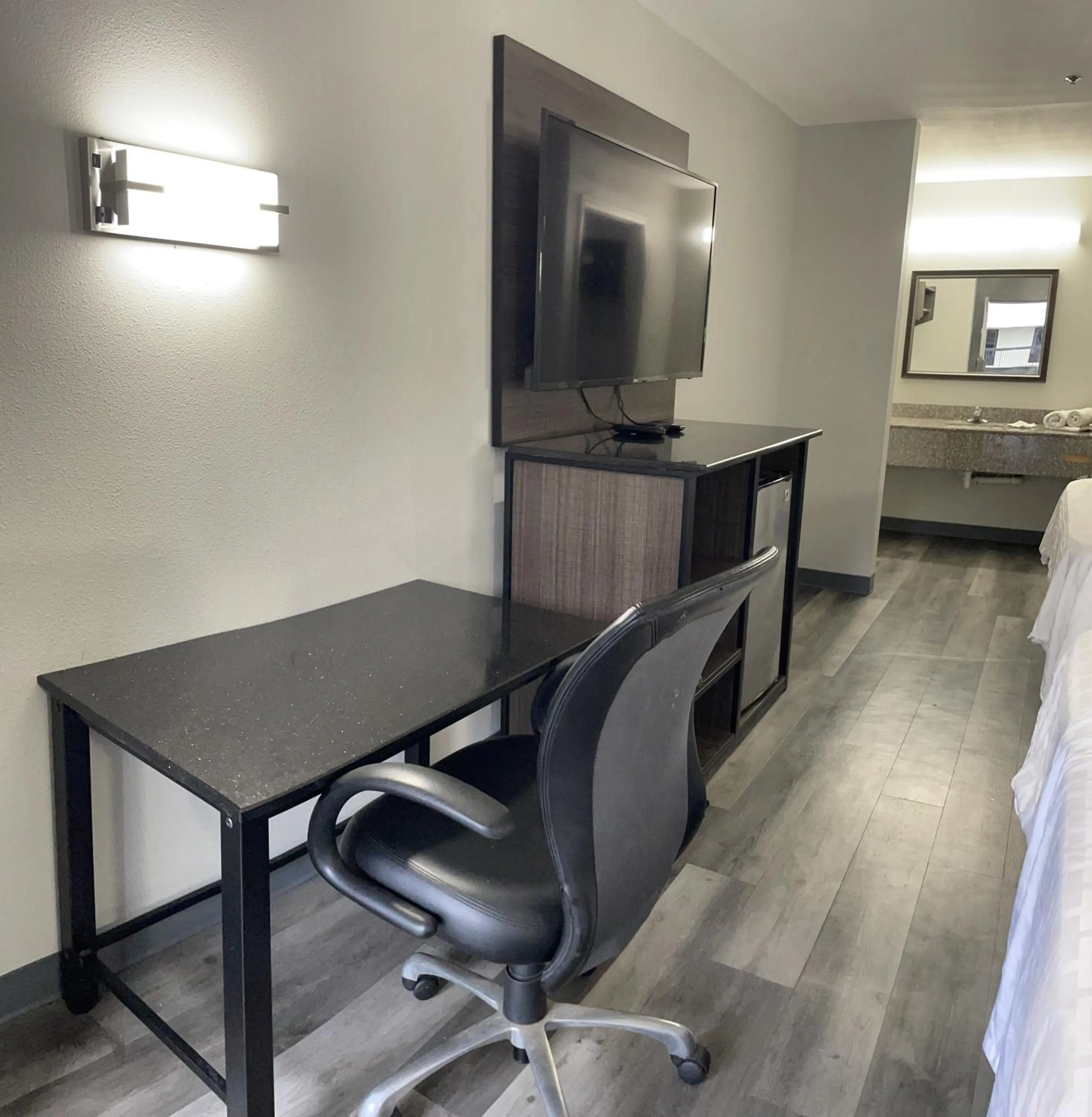 Griffin Inn & Suites