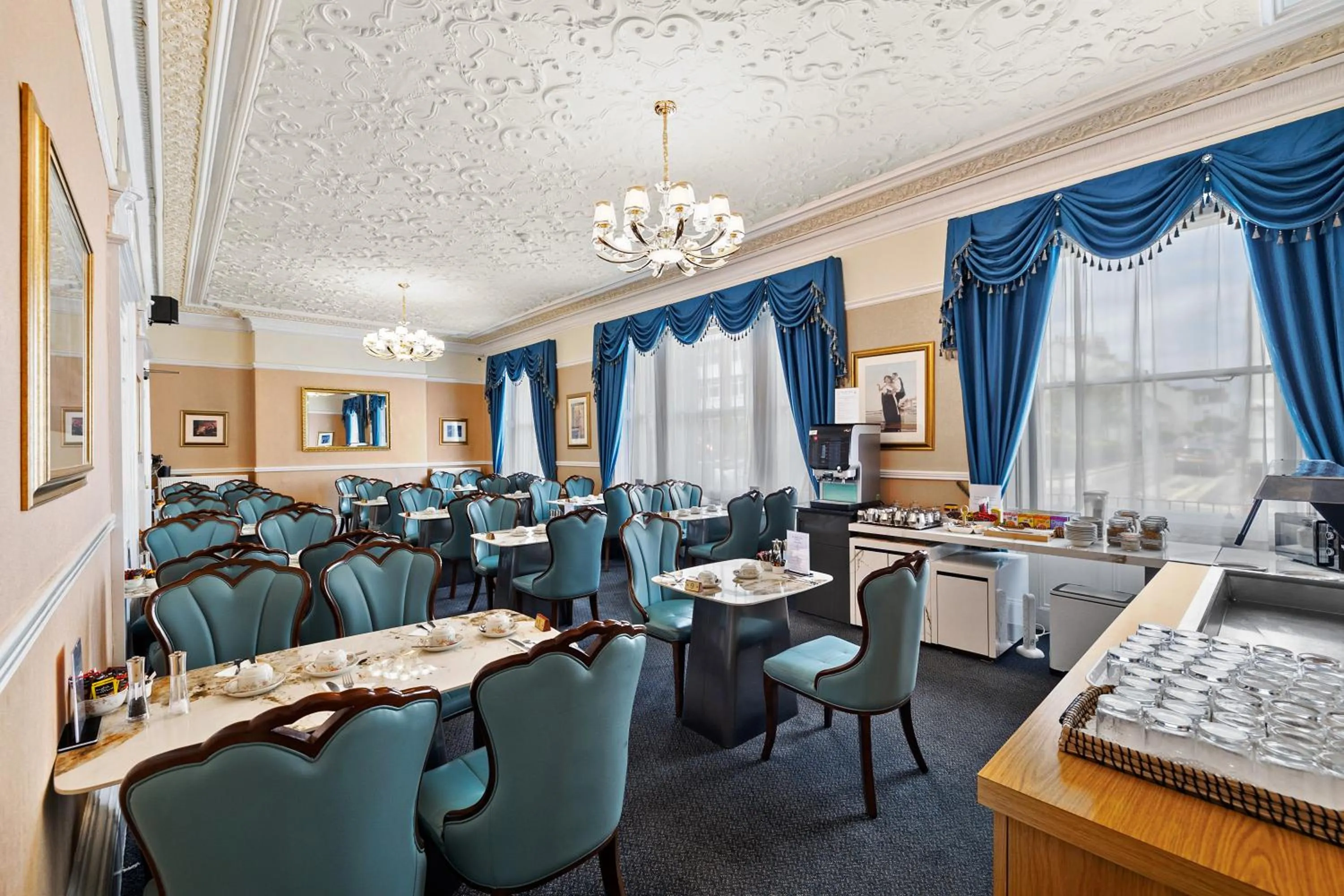 Breakfast in Drake Hotel Plymouth