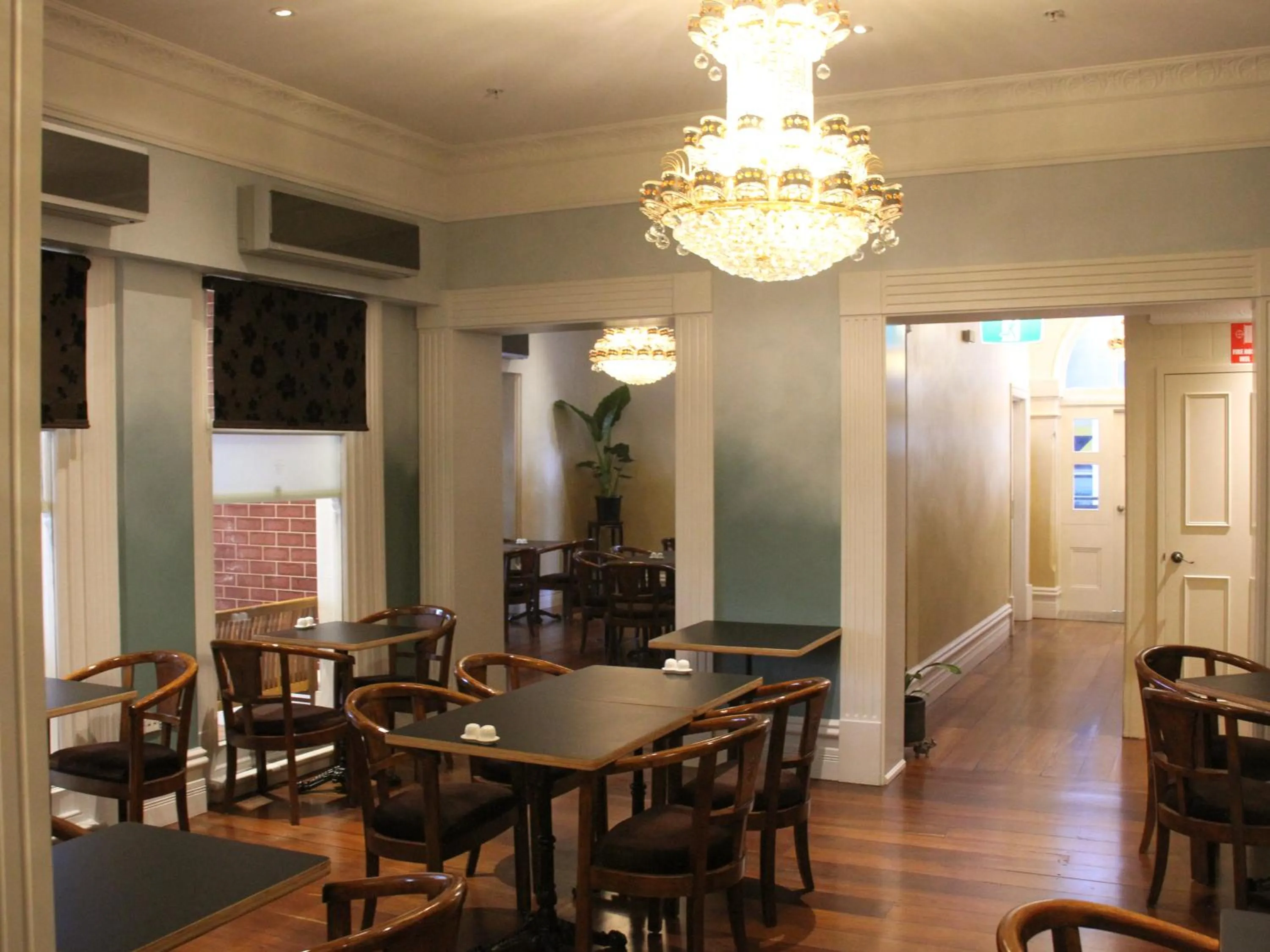 Restaurant/places to eat in The Terrace Hotel